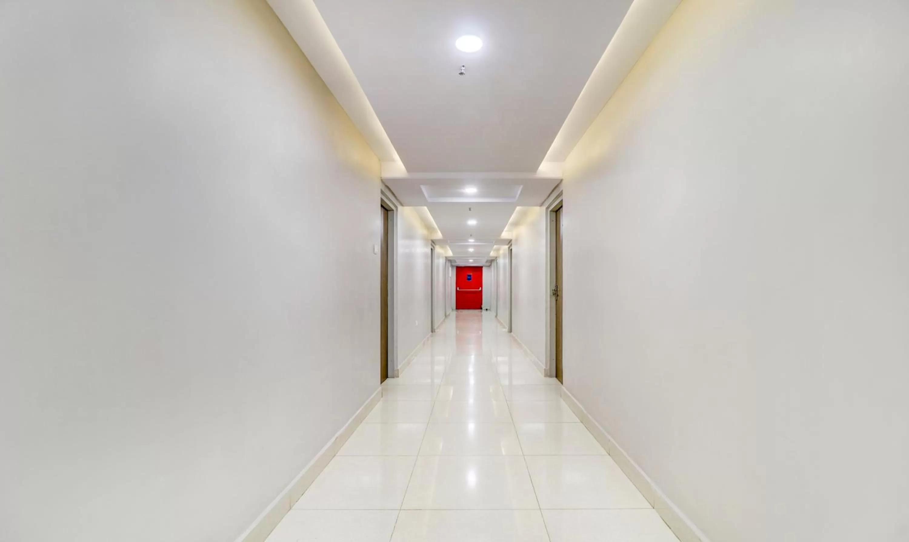 Lobby or reception in Treebo Grand Milan