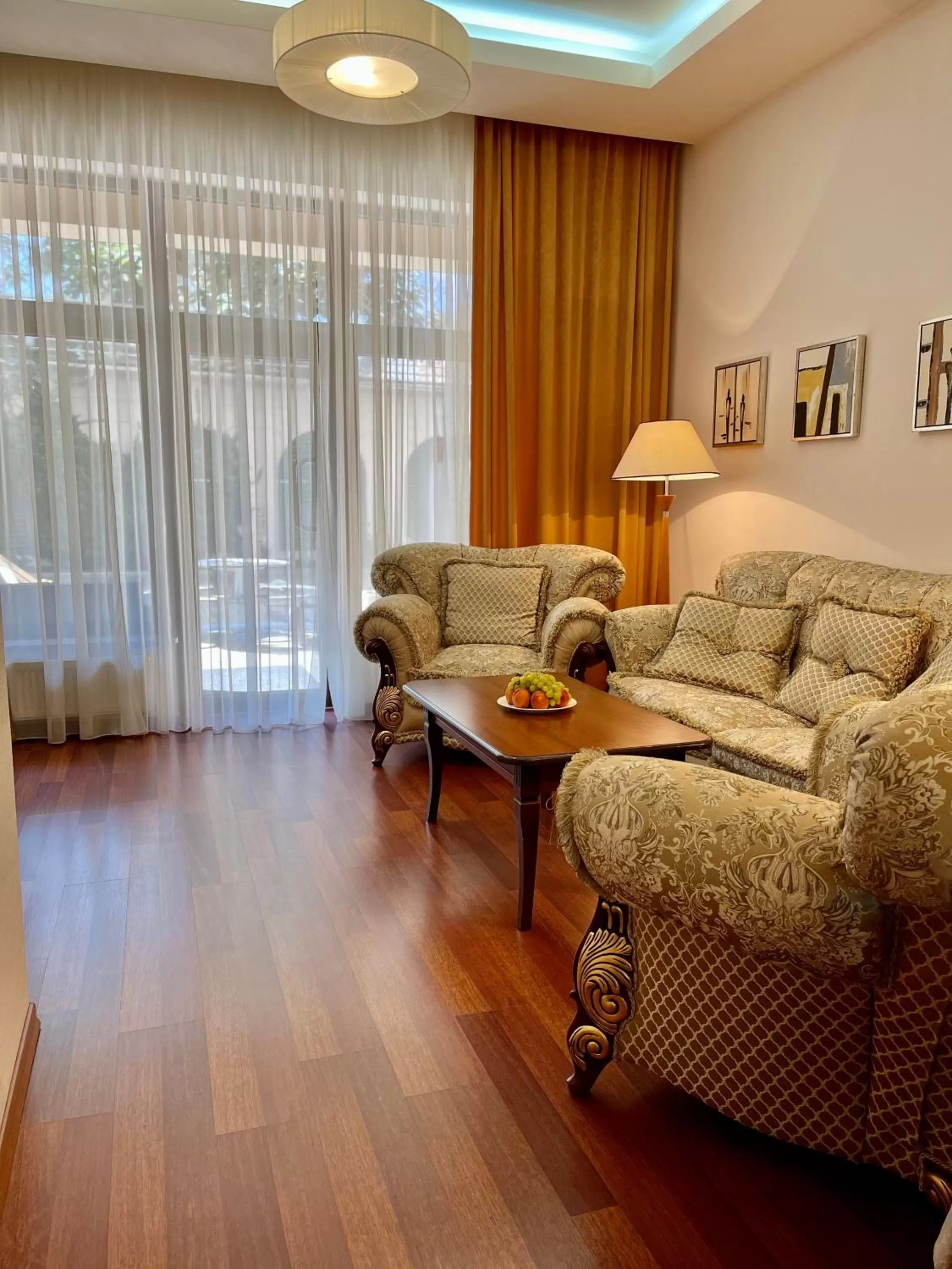 TV and multimedia in Arcada Apartments
