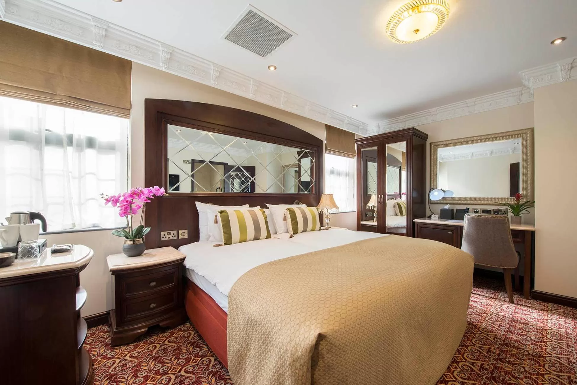 Bed in The George Street Hotel