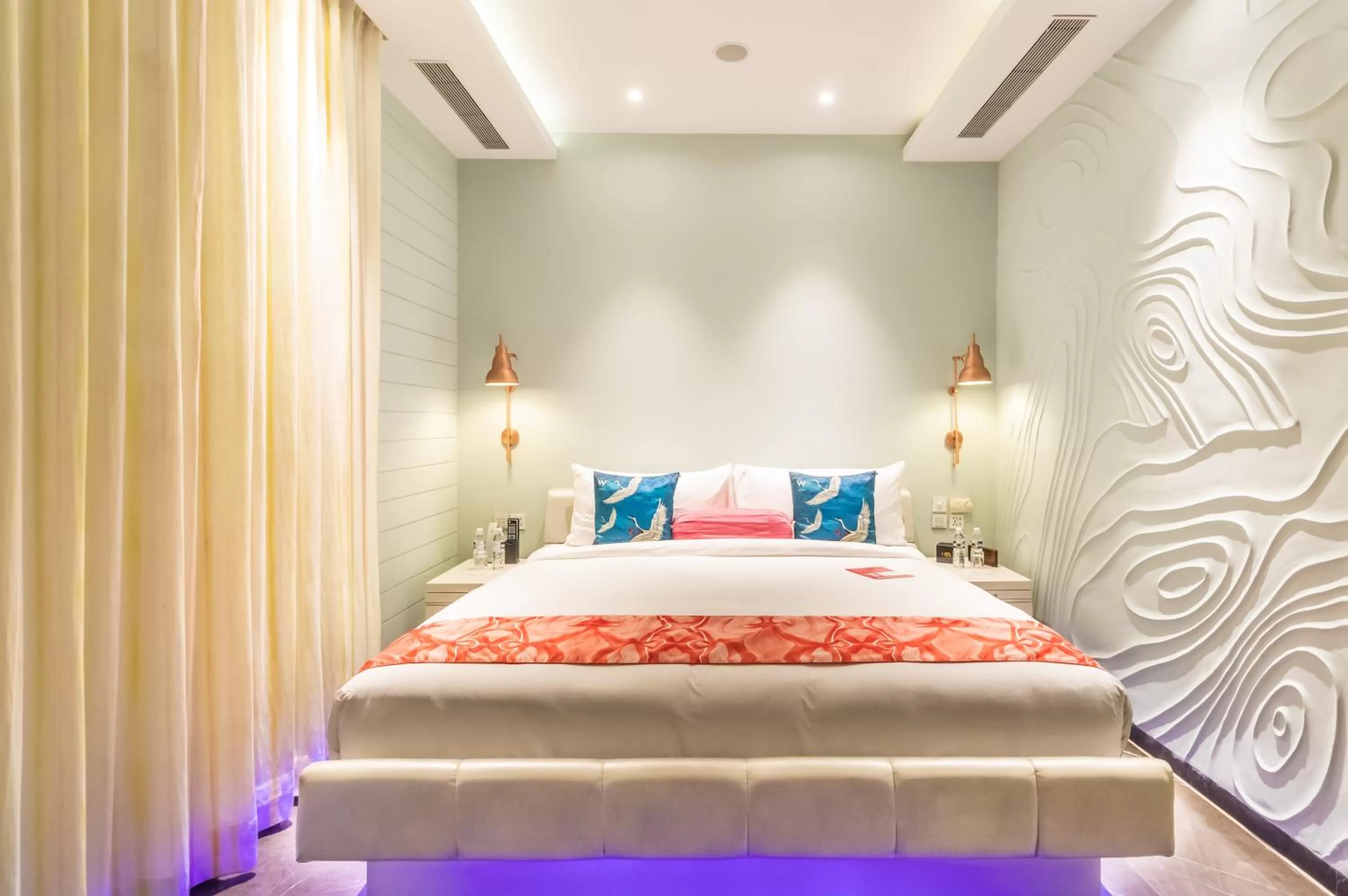 Bed in W Goa