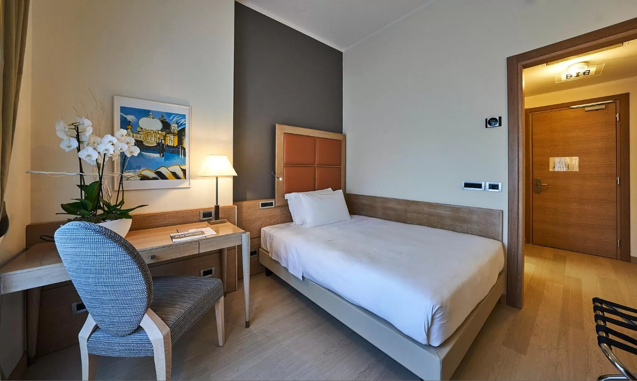 Bedroom, Bed in Hotel Astoria