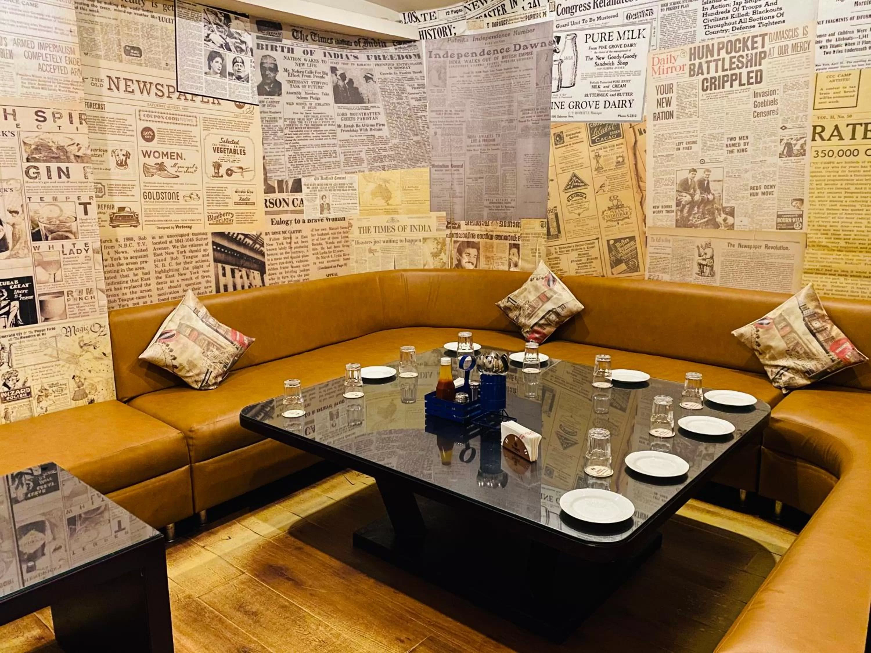 Restaurant/places to eat in Saluja Residency