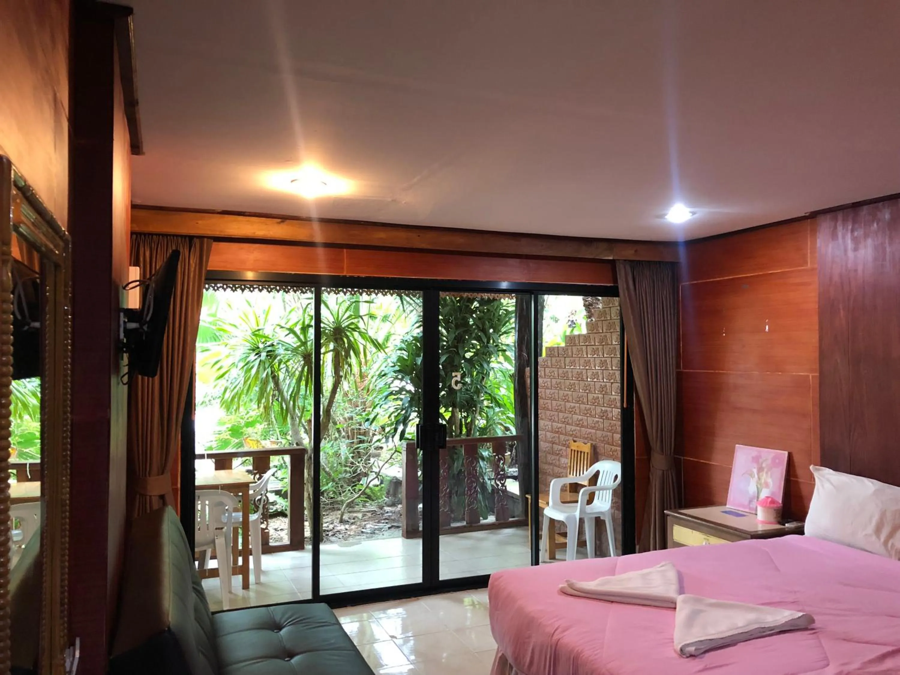 Ruan Mai San Ngam Resort - SHA Plus