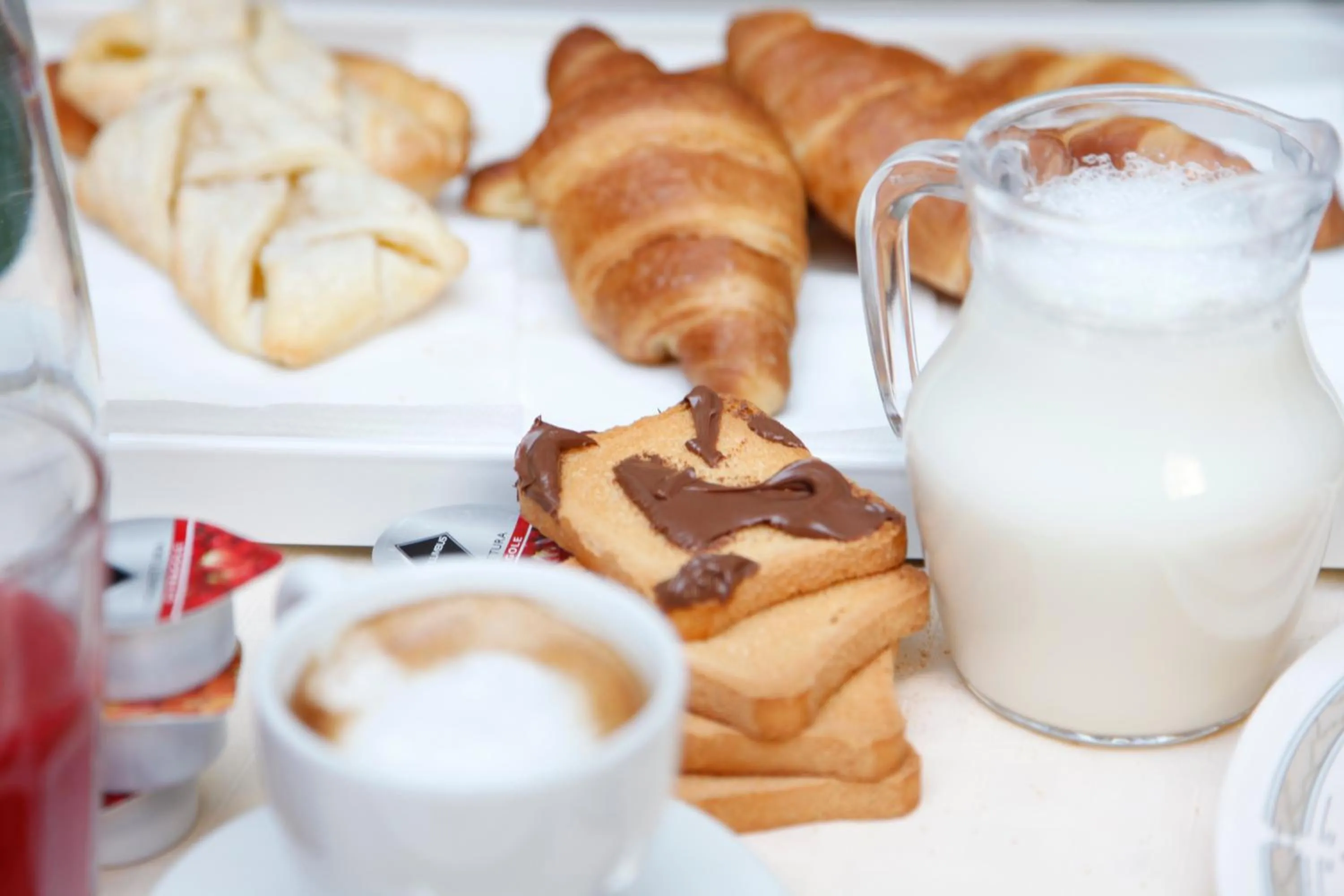 Food and drinks in HOTEL Poma