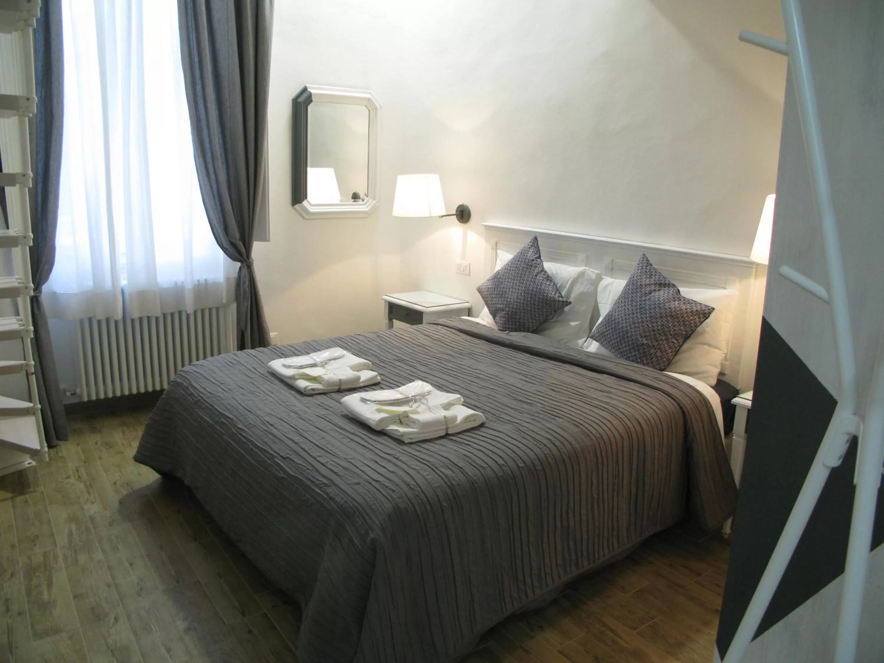 Bed in In San Frediano B&B
