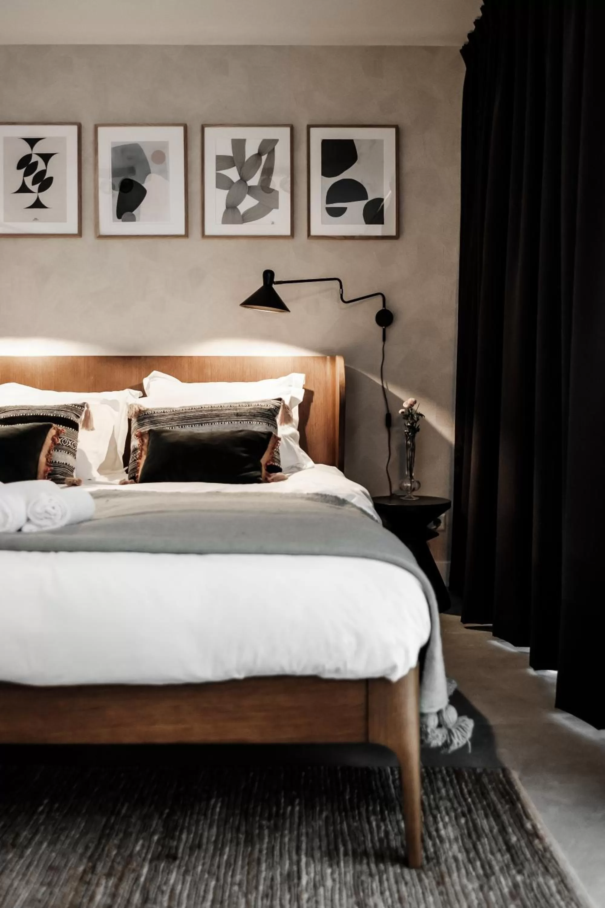 Bed in The Palamedes Amsterdam