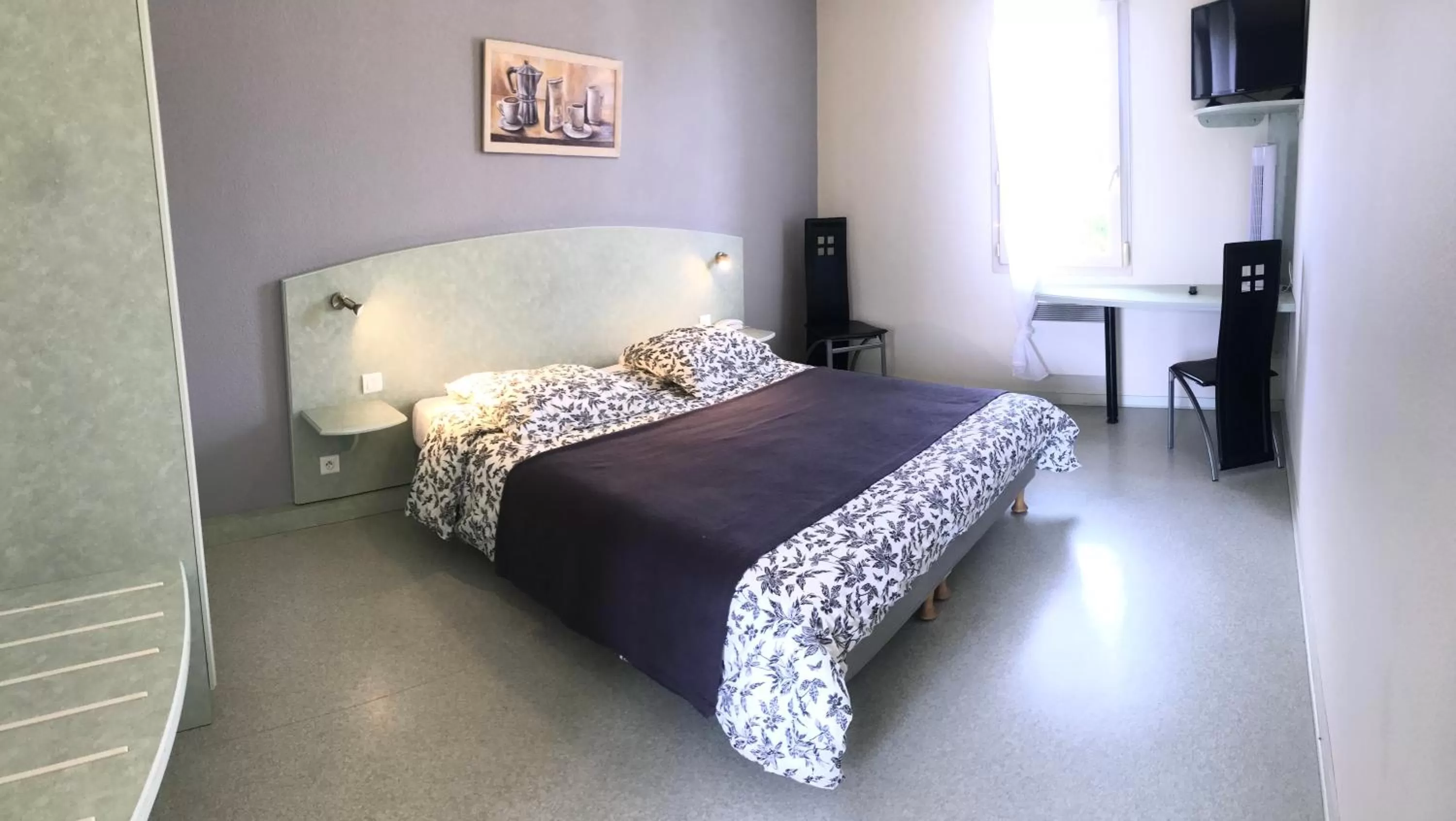 Bedroom in Abel Hôtel