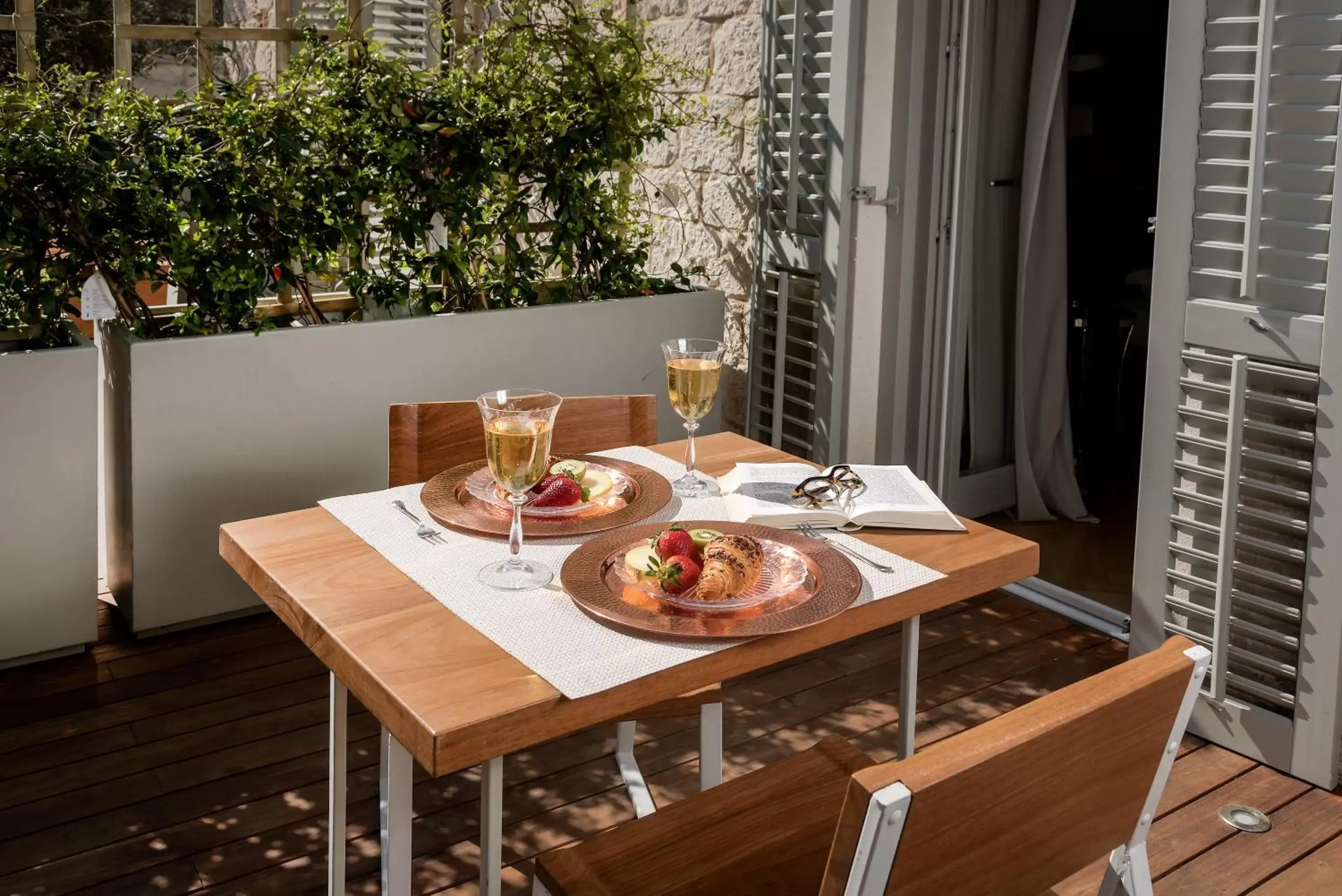 Double Room with Balcony in Heritage Hotel 19 Double Room with Balcony in Heritage Hotel 19