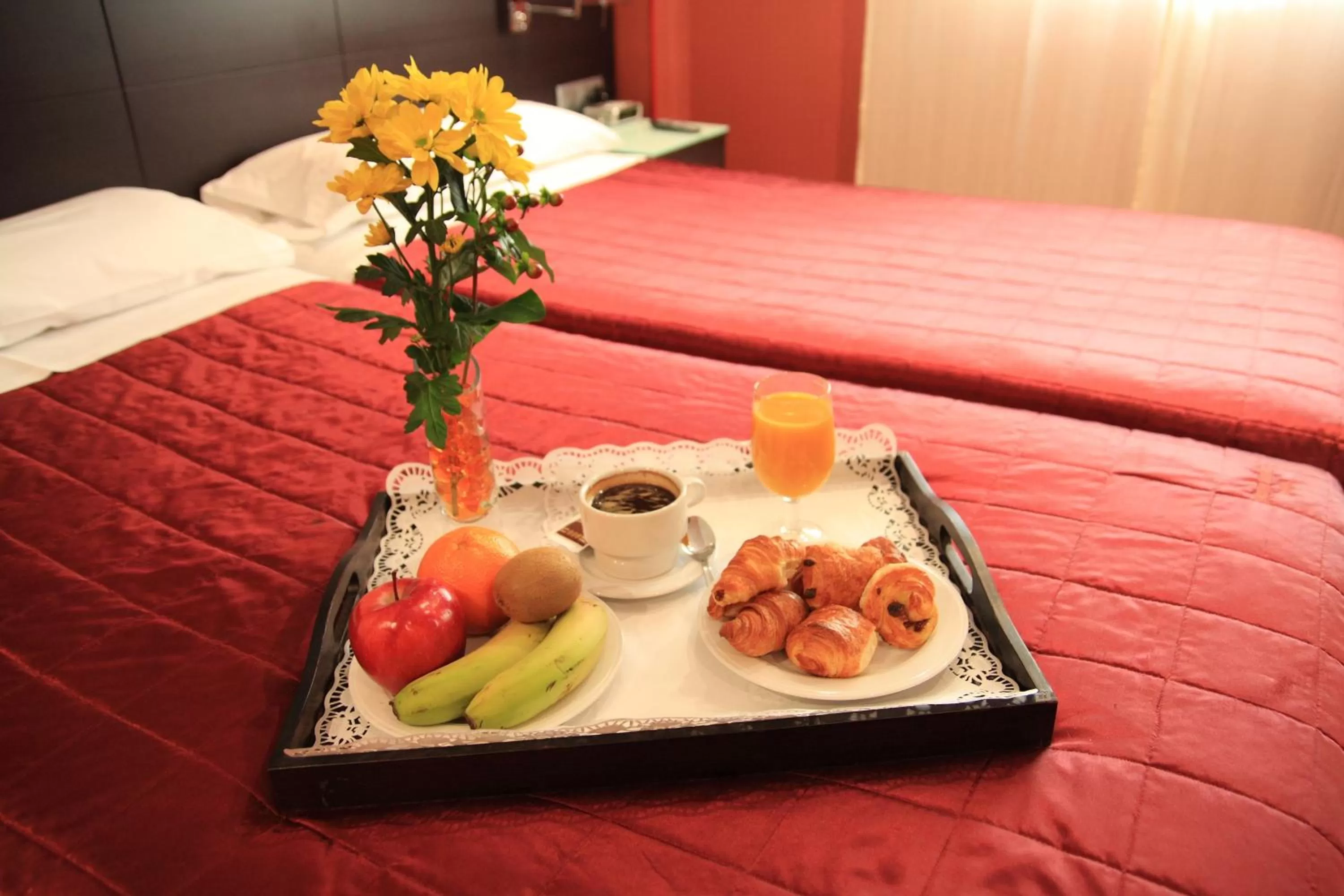 Bedroom, Bed in Hotel Villa de Barajas