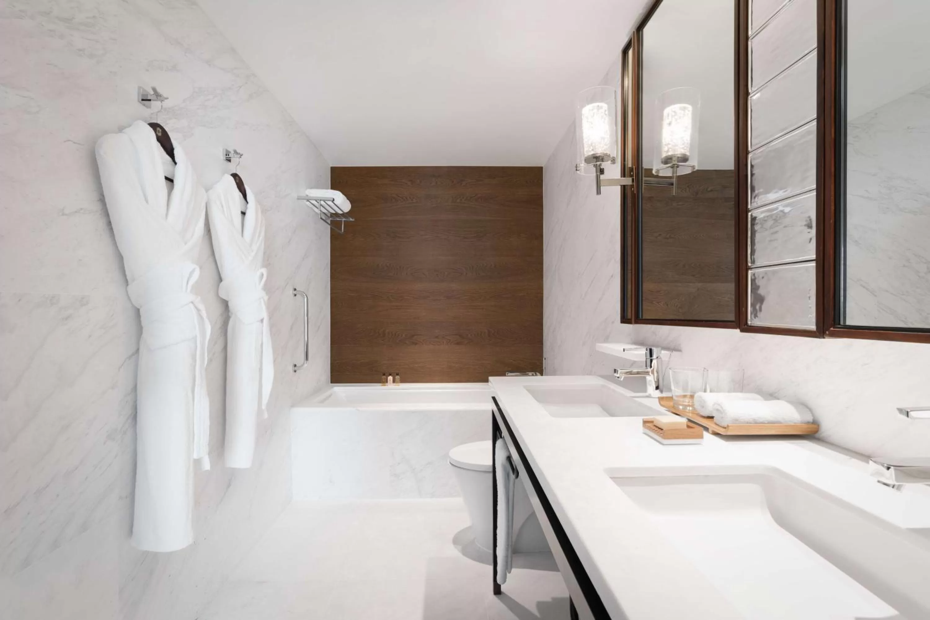 Bathroom in Shangri-La Singapore