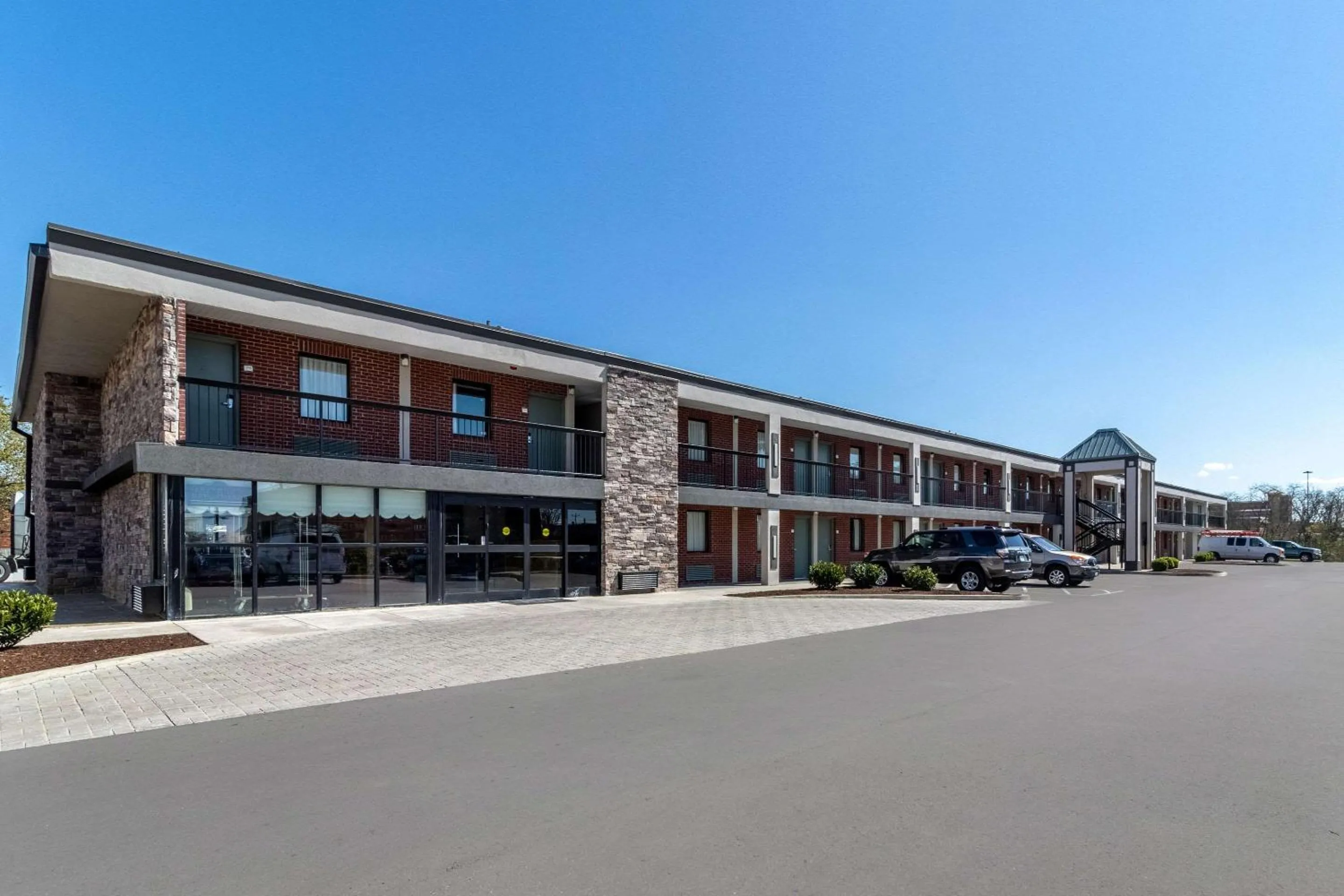 Property building in Quality Inn Franklin - Cool Springs Area
