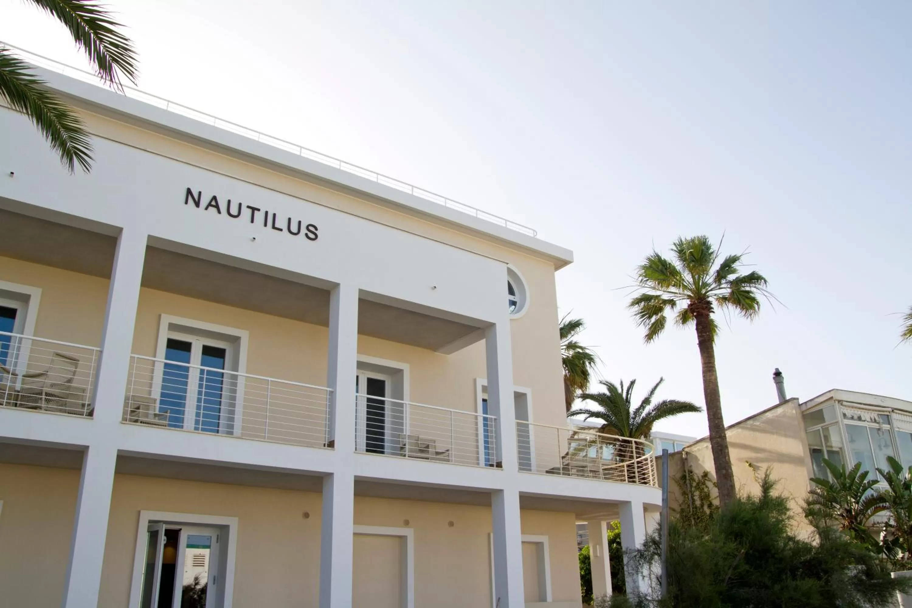 Facade/entrance in Hotel Nautilus
