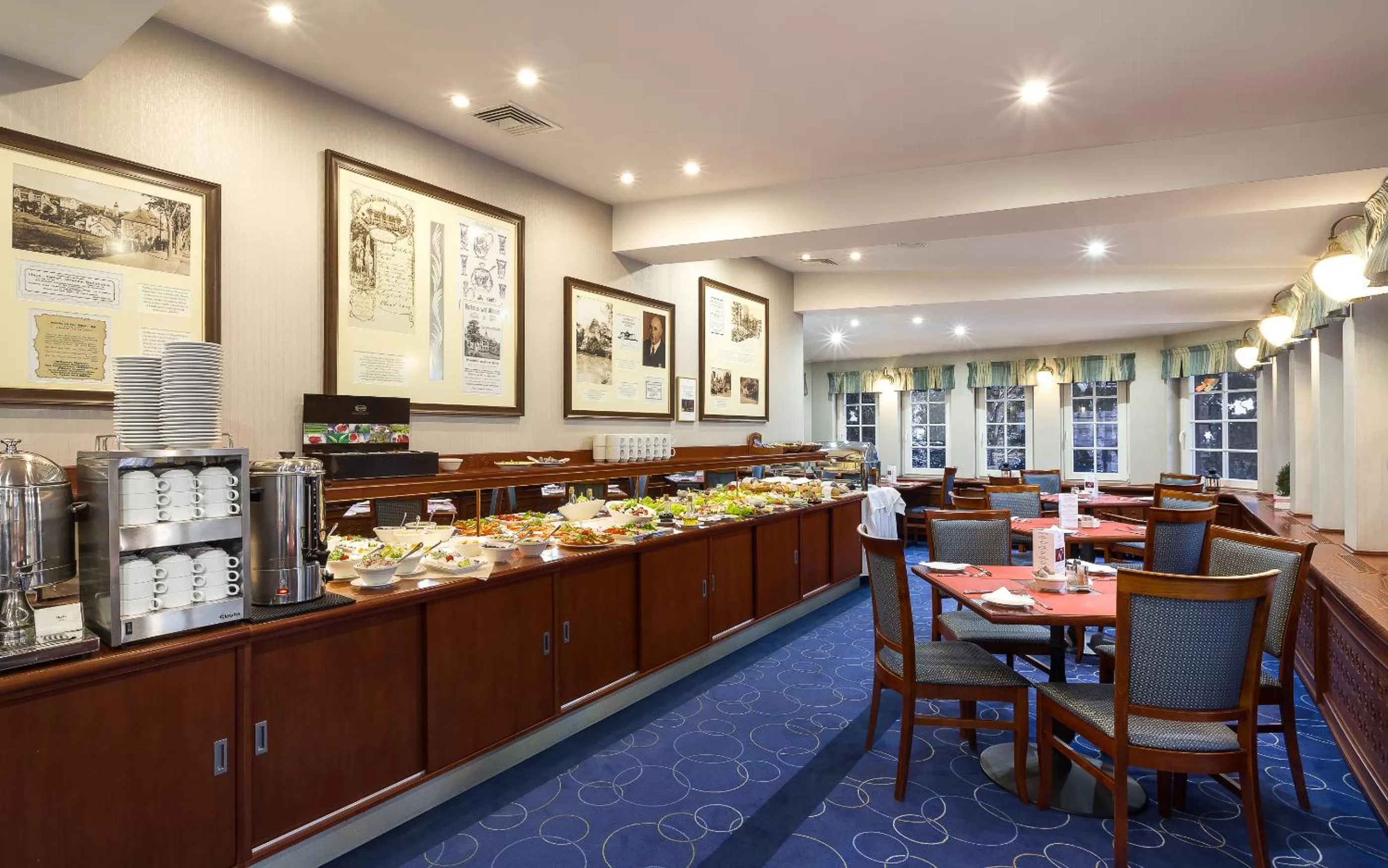 Buffet breakfast in Bukowy Park Hotel Medical SPA