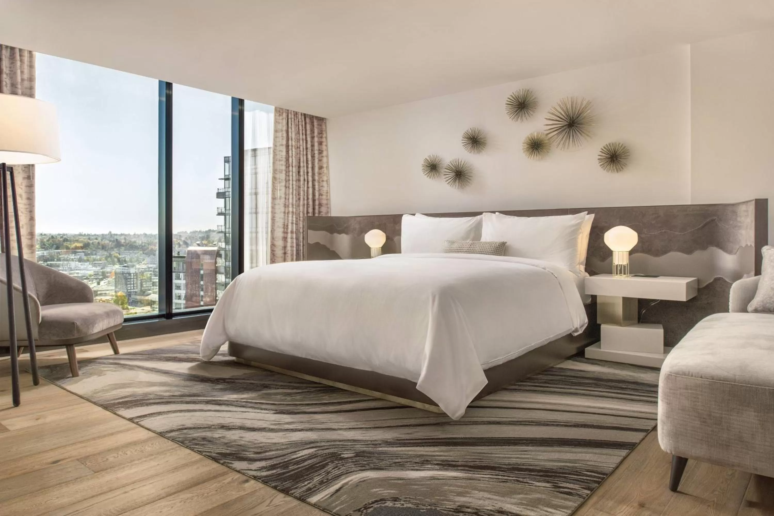 Photo of the whole room, Bed in JW Marriott Parq Vancouver