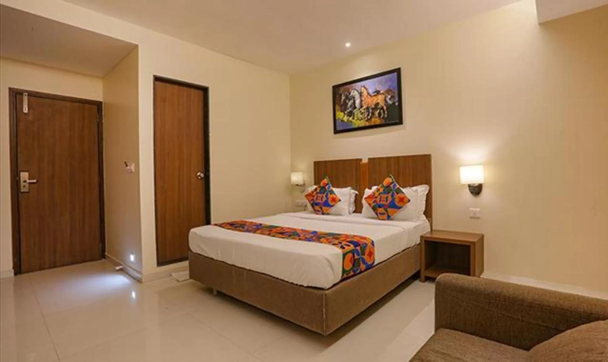 Bed in FabHotel Royal International - Nr Mumbai International Airport
