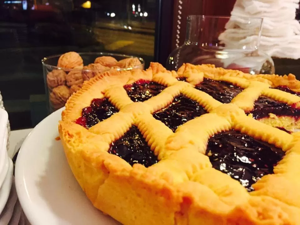 Restaurant/places to eat in Hotel Piero Della Francesca