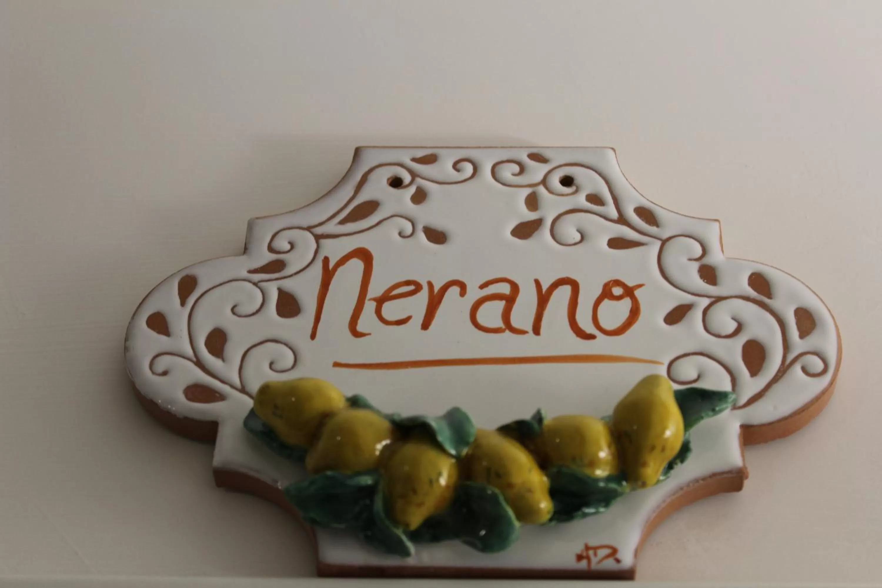 Logo/Certificate/Sign in Lemon Rooms Sorrento