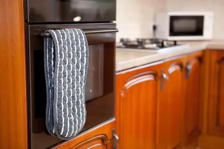 Kitchen/Kitchenette in Hunley Golf Club