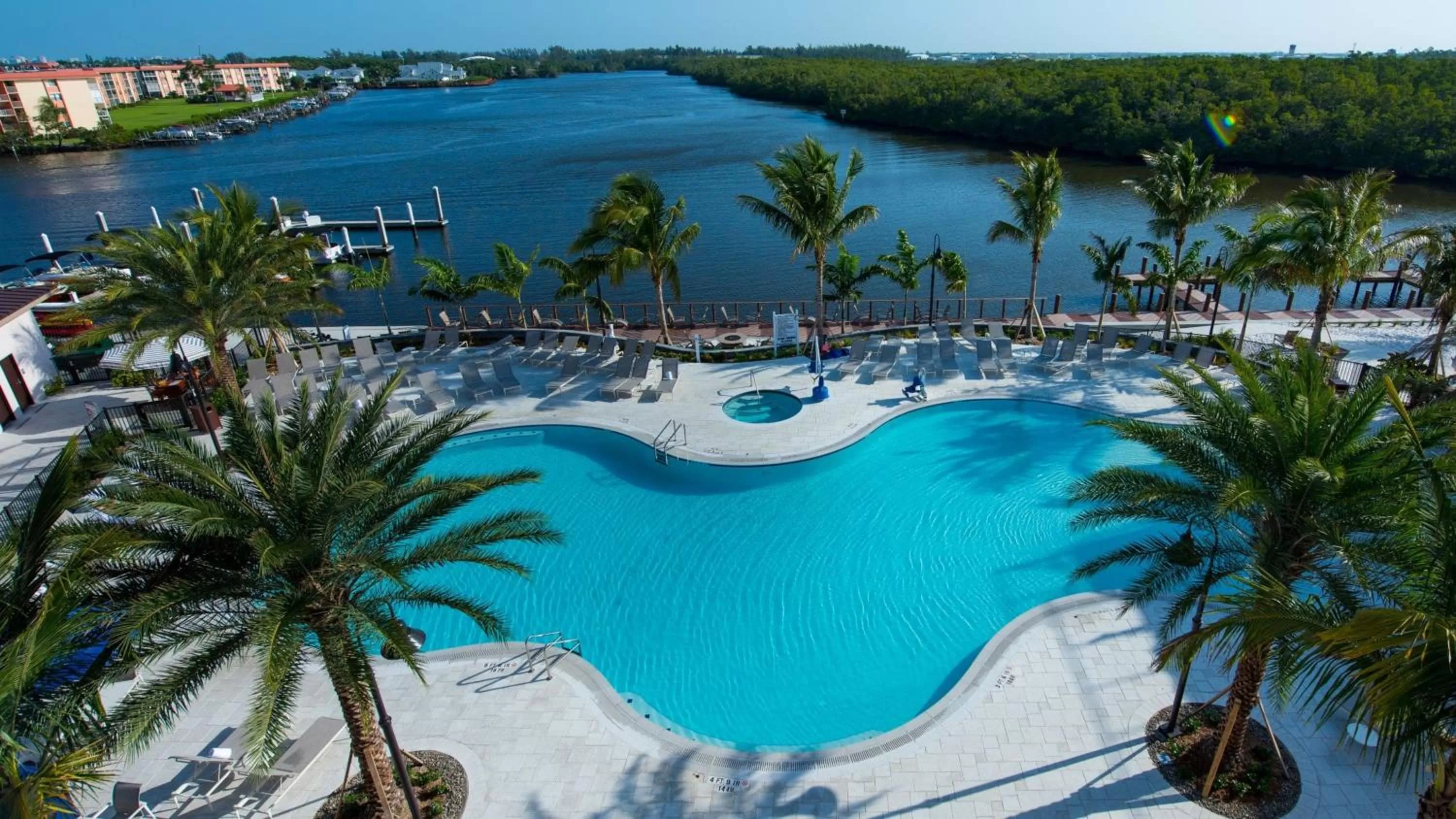 Hot Tub in Hyatt House Naples 5th Avenue