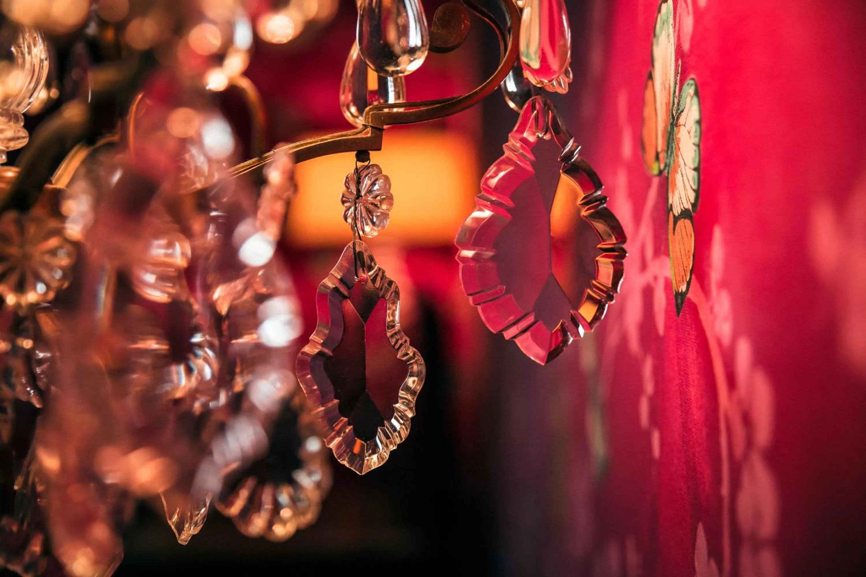 Decorative detail in Hôtel des Deux Clefs