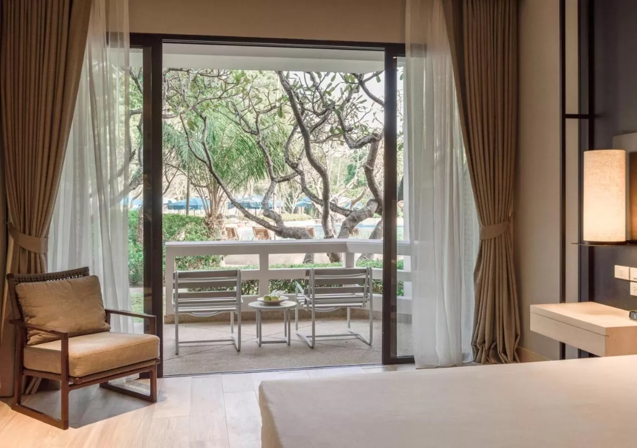 Balcony/Terrace, Bed in The Regent Cha Am Beach Resort, Hua Hin