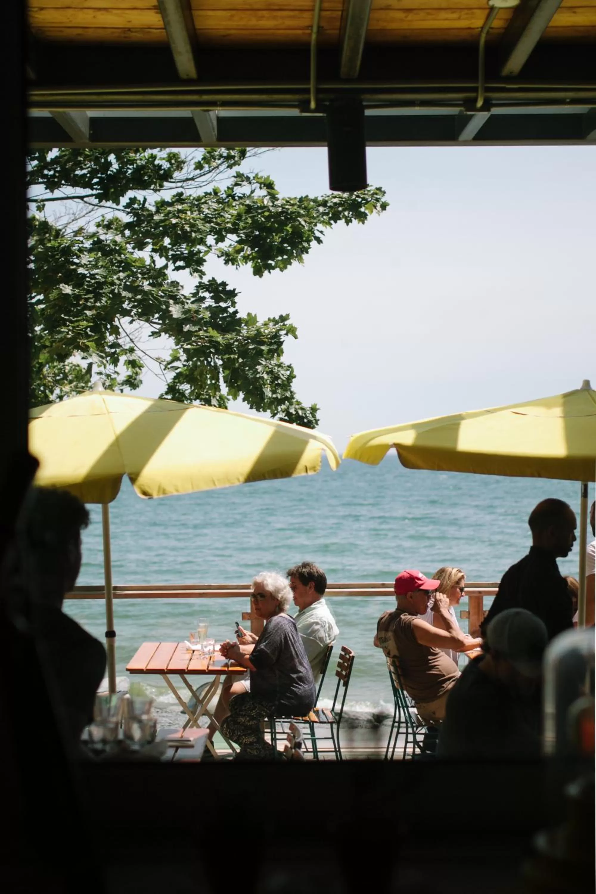 Restaurant/places to eat in Drake Devonshire and Motor Inn