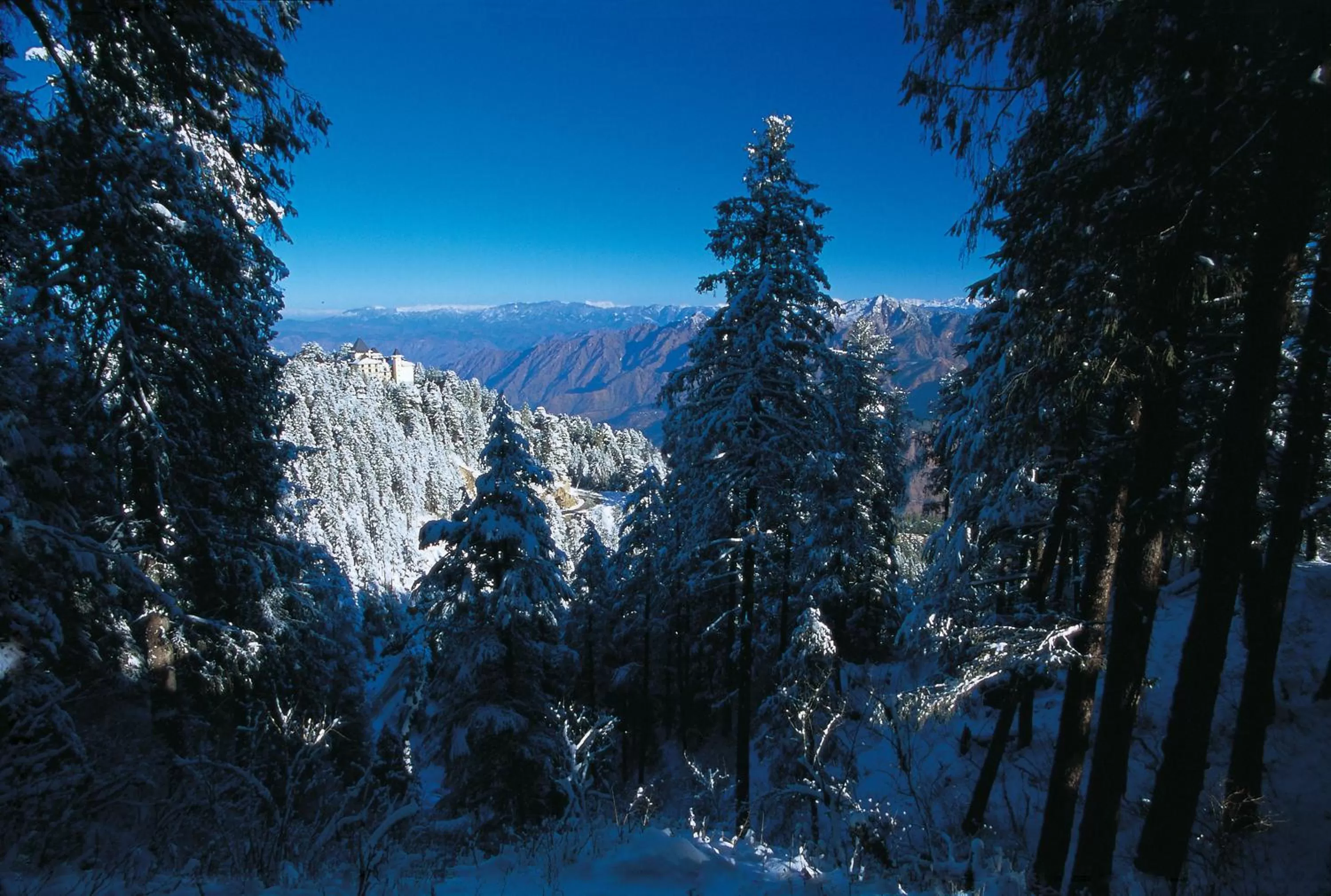 Winter in Wildflower Hall, An Oberoi Resort, Shimla