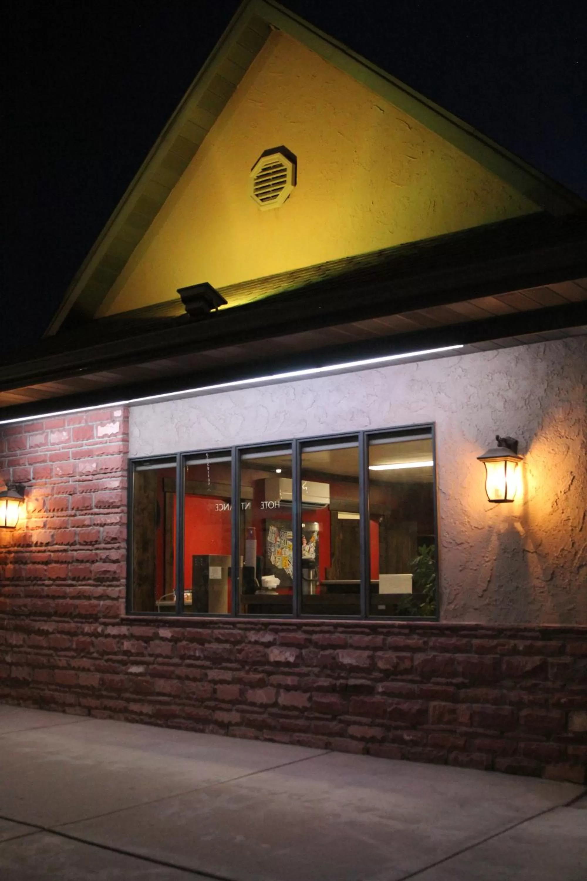 Property building in Bowen Motel