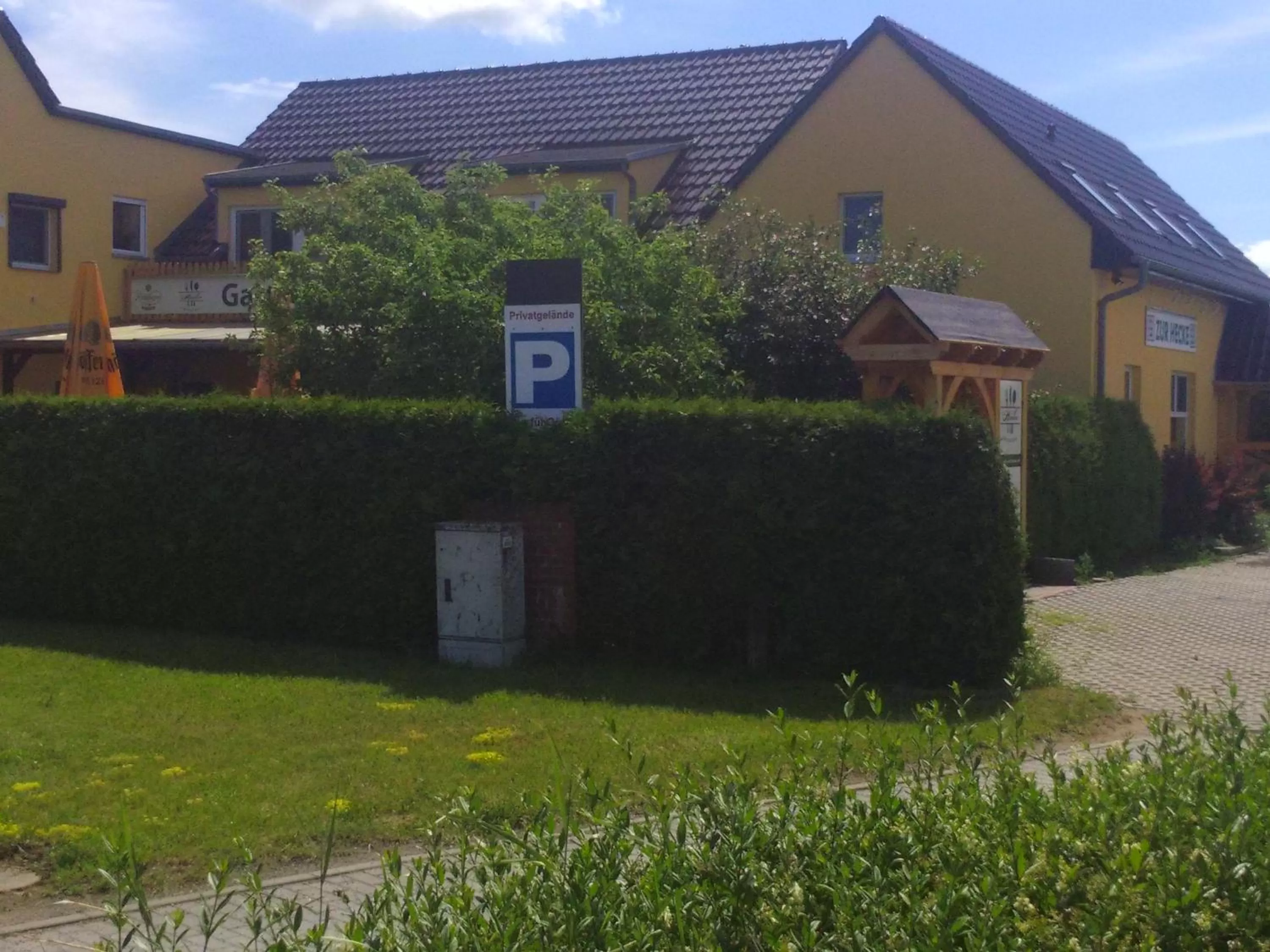 Property building in Gasthaus Zur Hecke