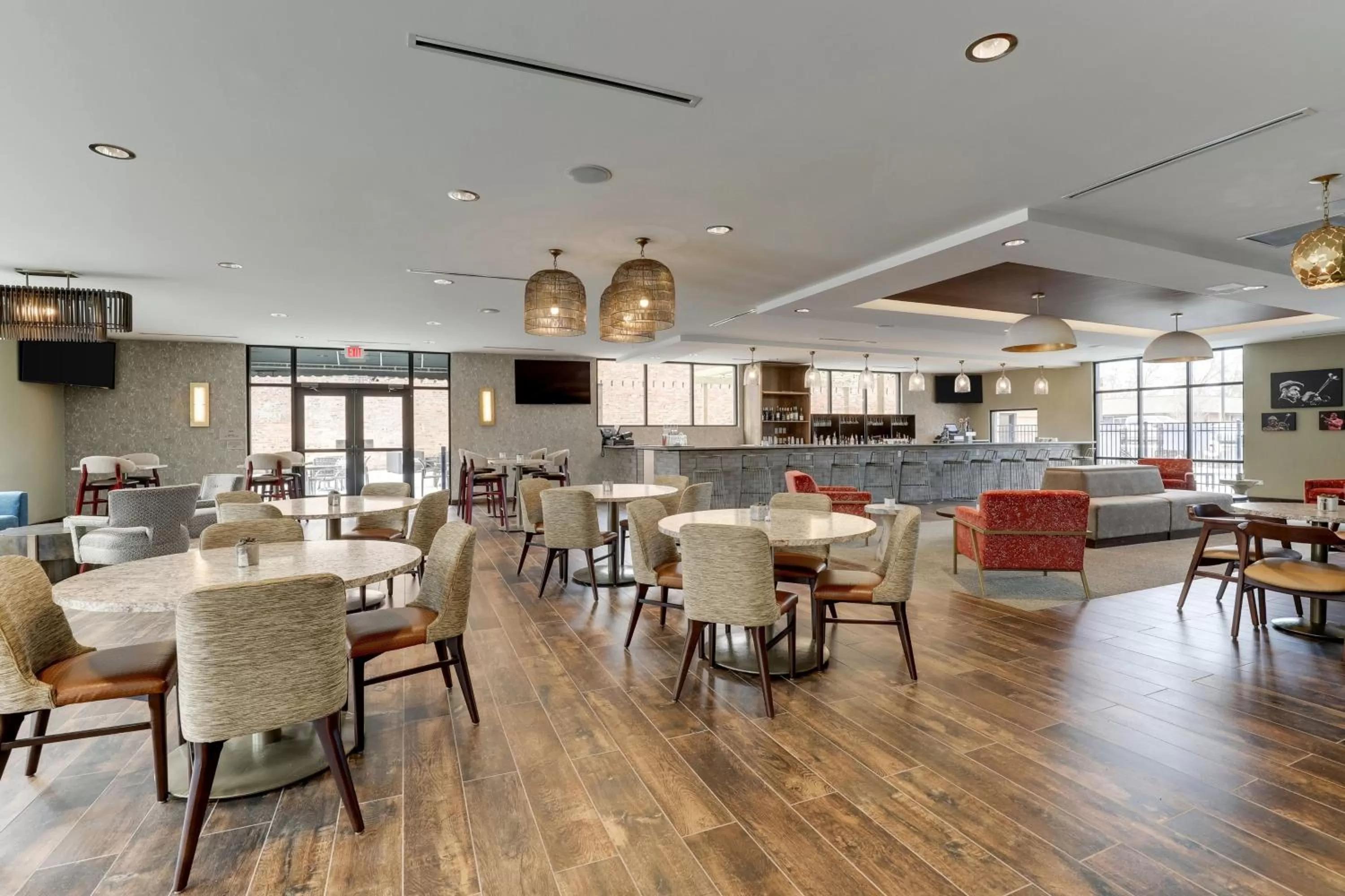 Restaurant/places to eat in SpringHill Suites by Marriott Cheraw