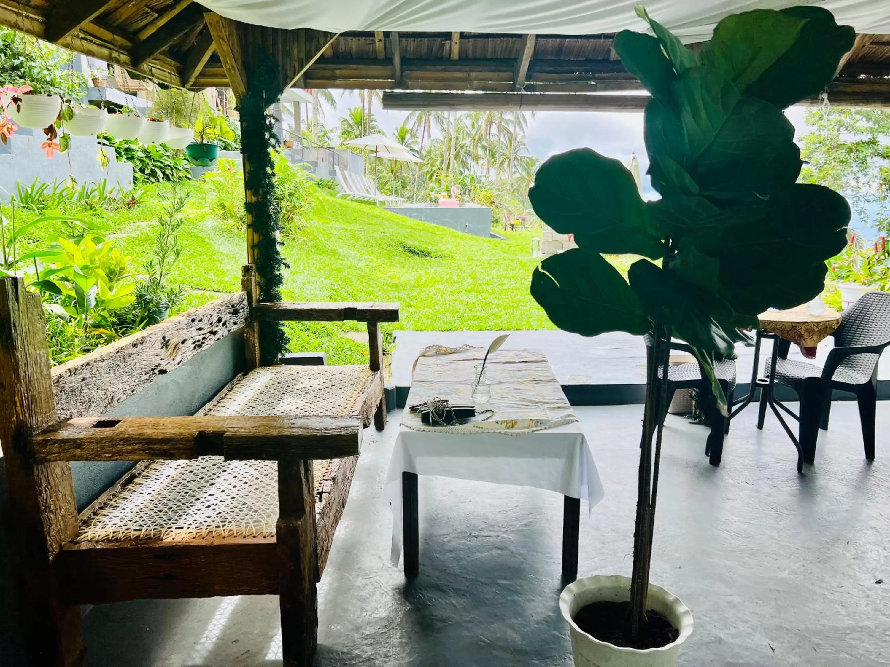 Bintana sa Paraiso Binunsaran