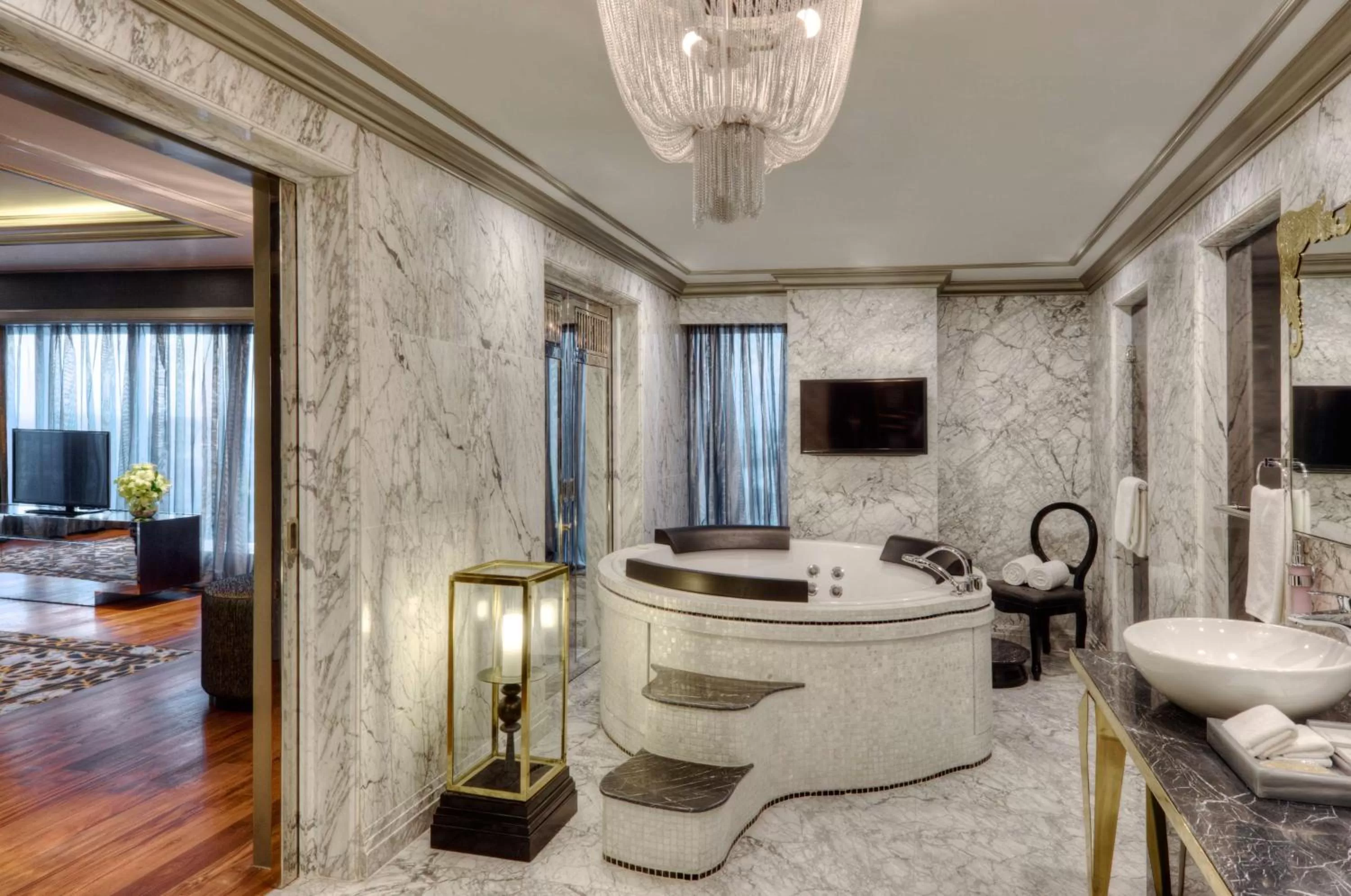 Photo of the whole room in Hyatt Regency Ludhiana