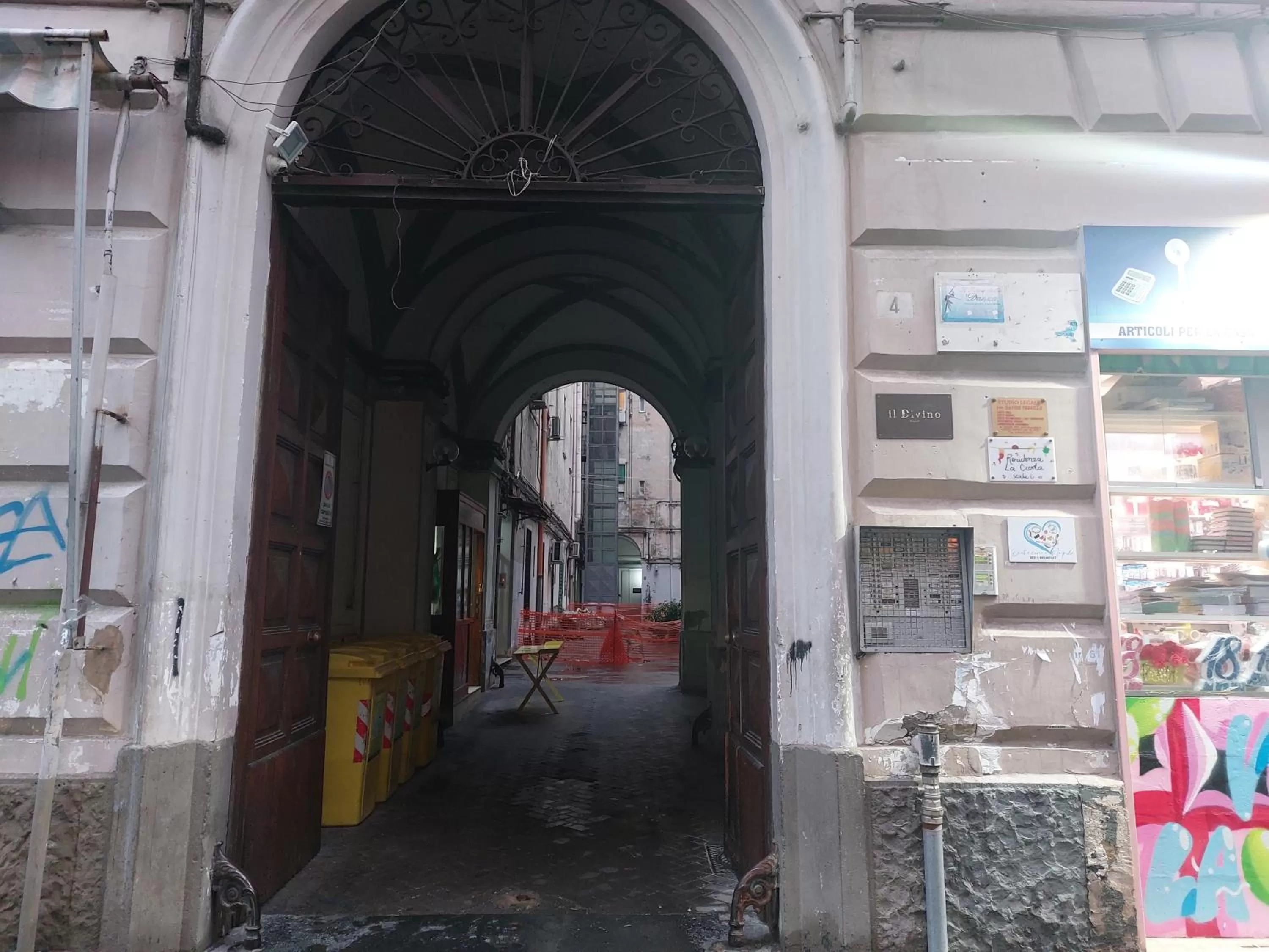 Property building in B&B Dint 'o core e Napule