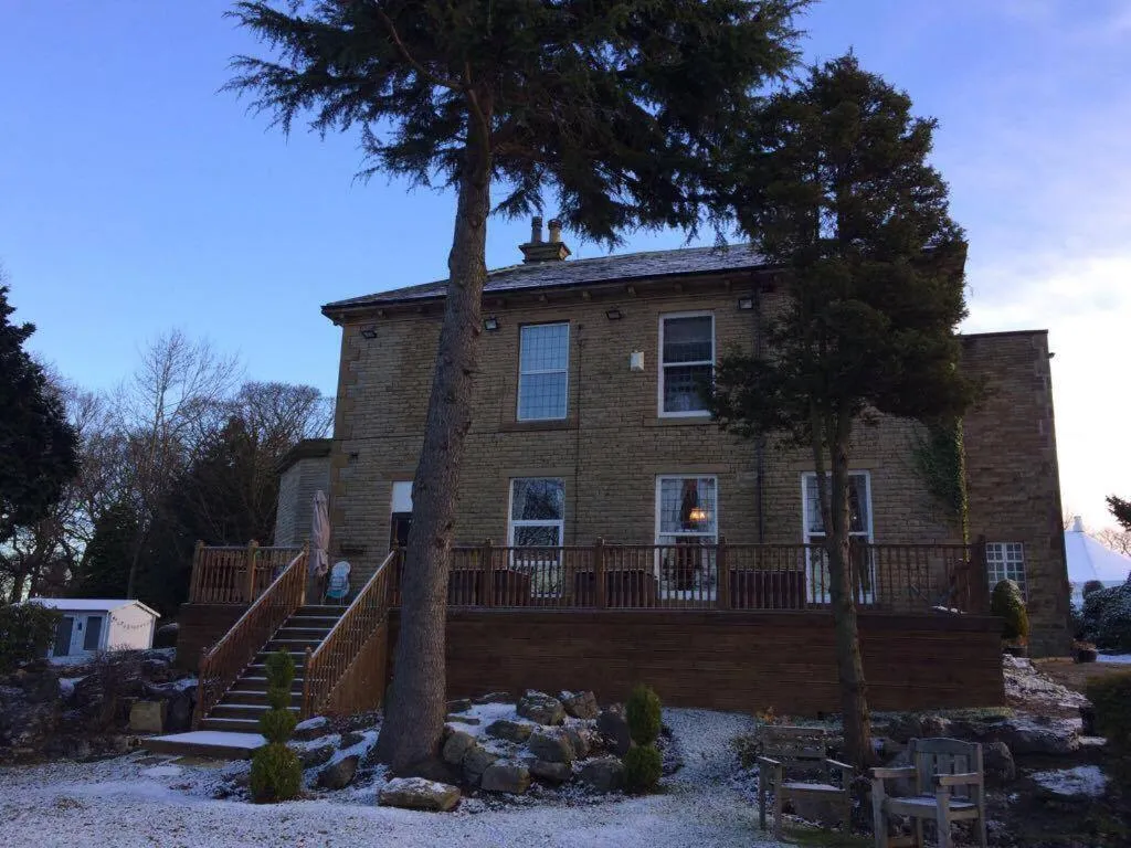 Gomersal Lodge Hotel