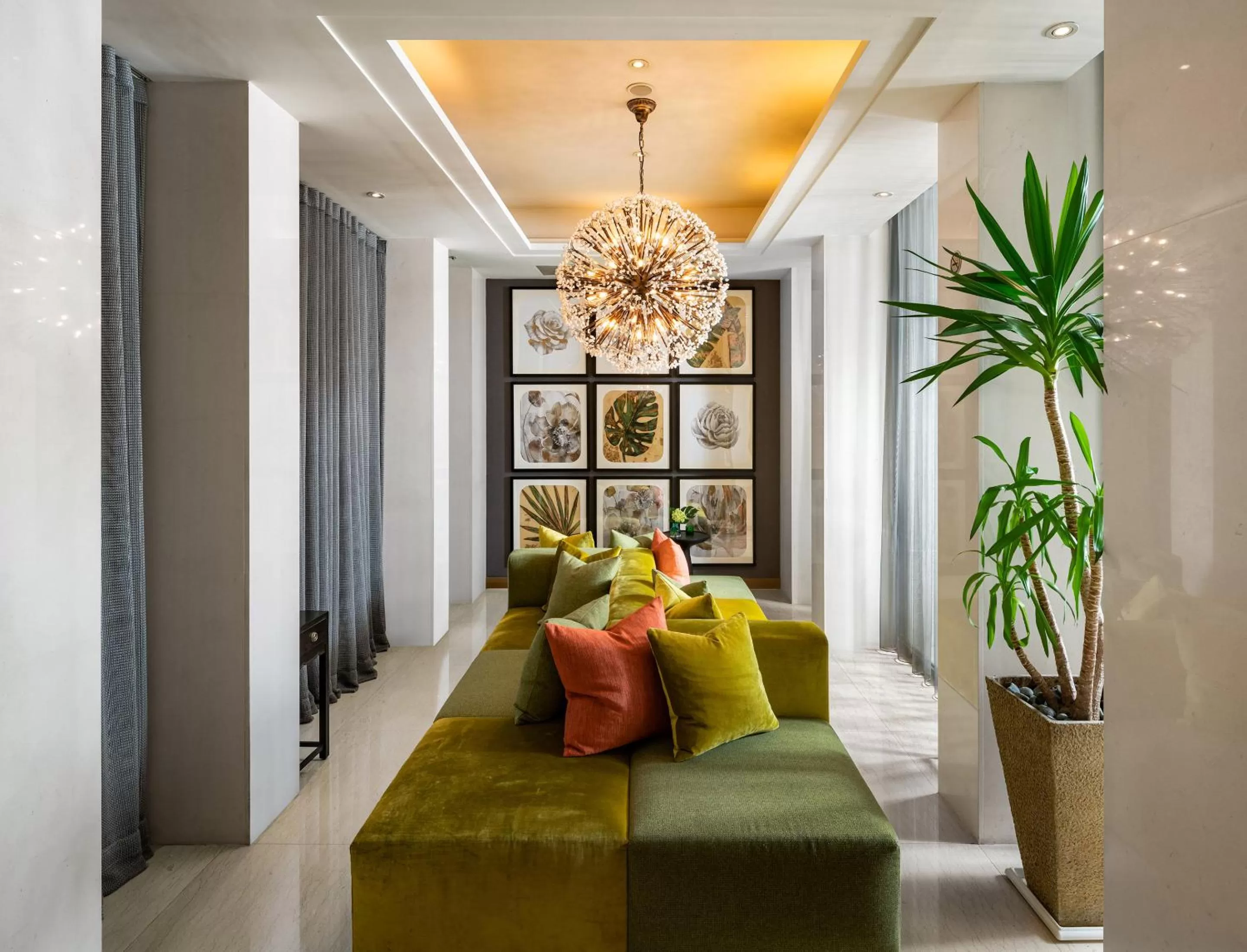 Communal lounge/ TV room in Taipei Fullerton Hotel - South