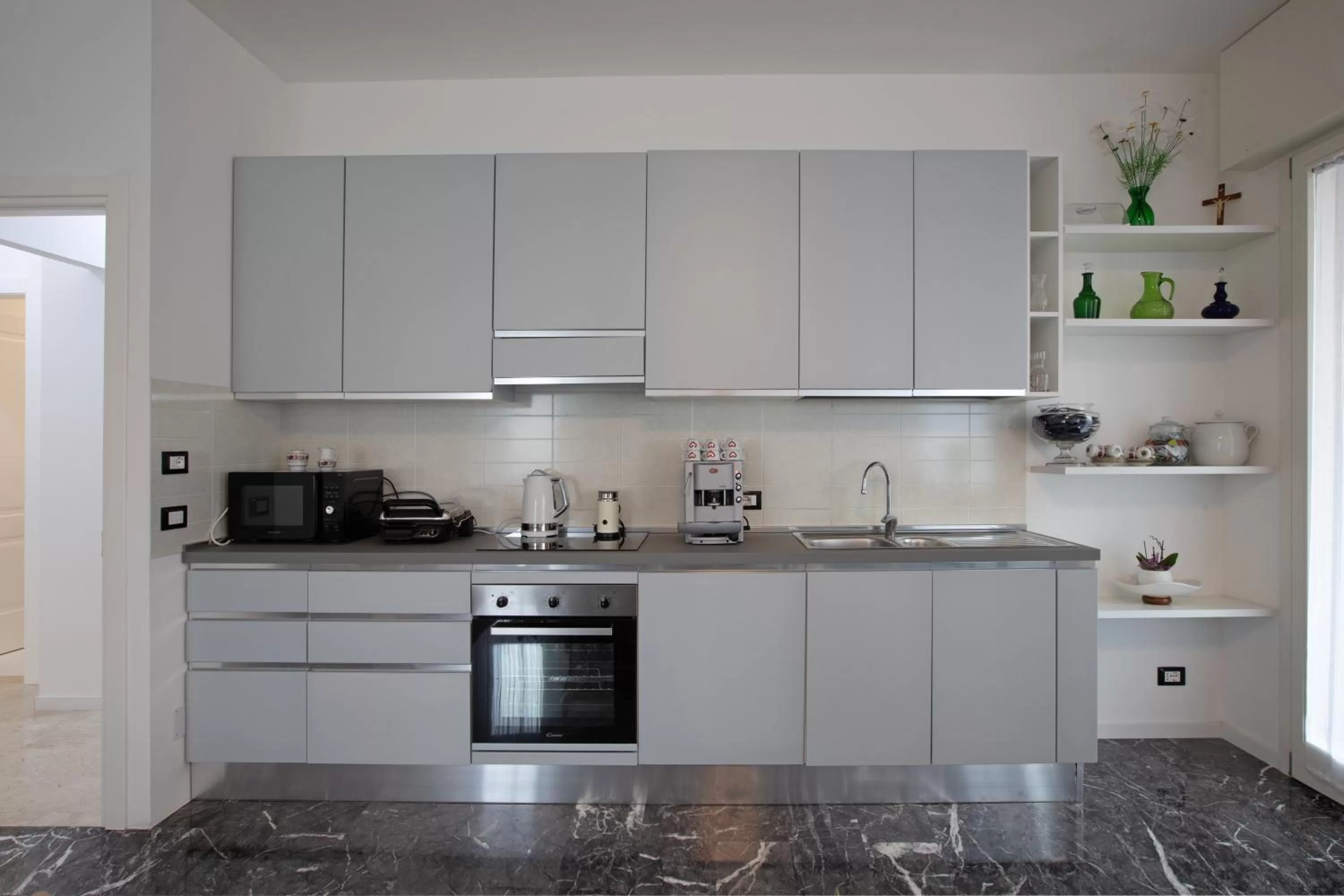 Kitchen or kitchenette, Kitchen/Kitchenette in BB Elite Berchet