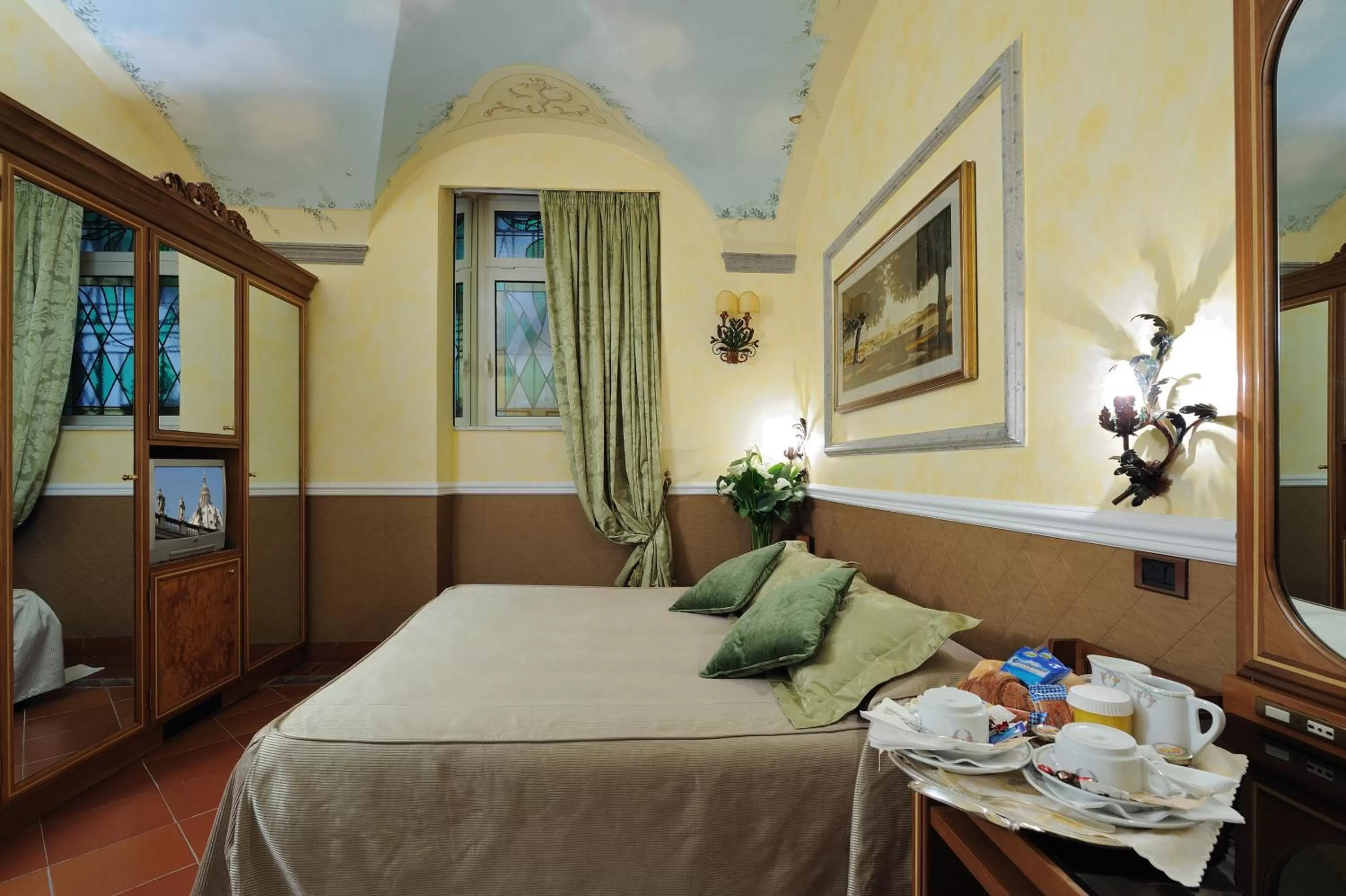 Bed in Hotel Farnese