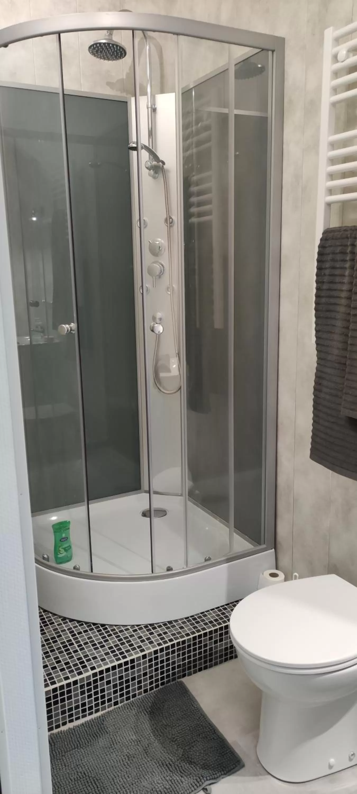 Bathroom in A la Belle Etoile