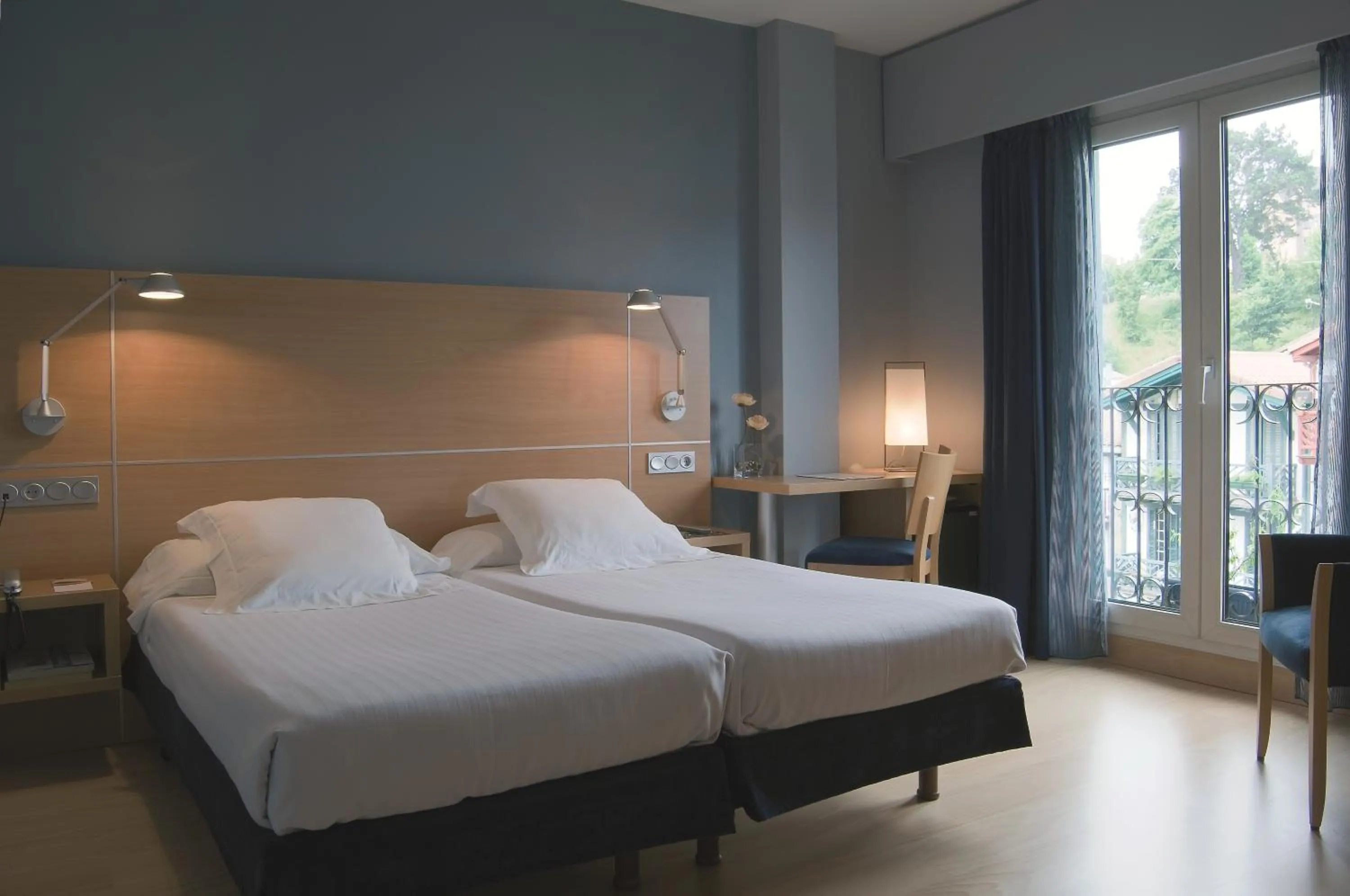 Bed in Hotel Jauregui