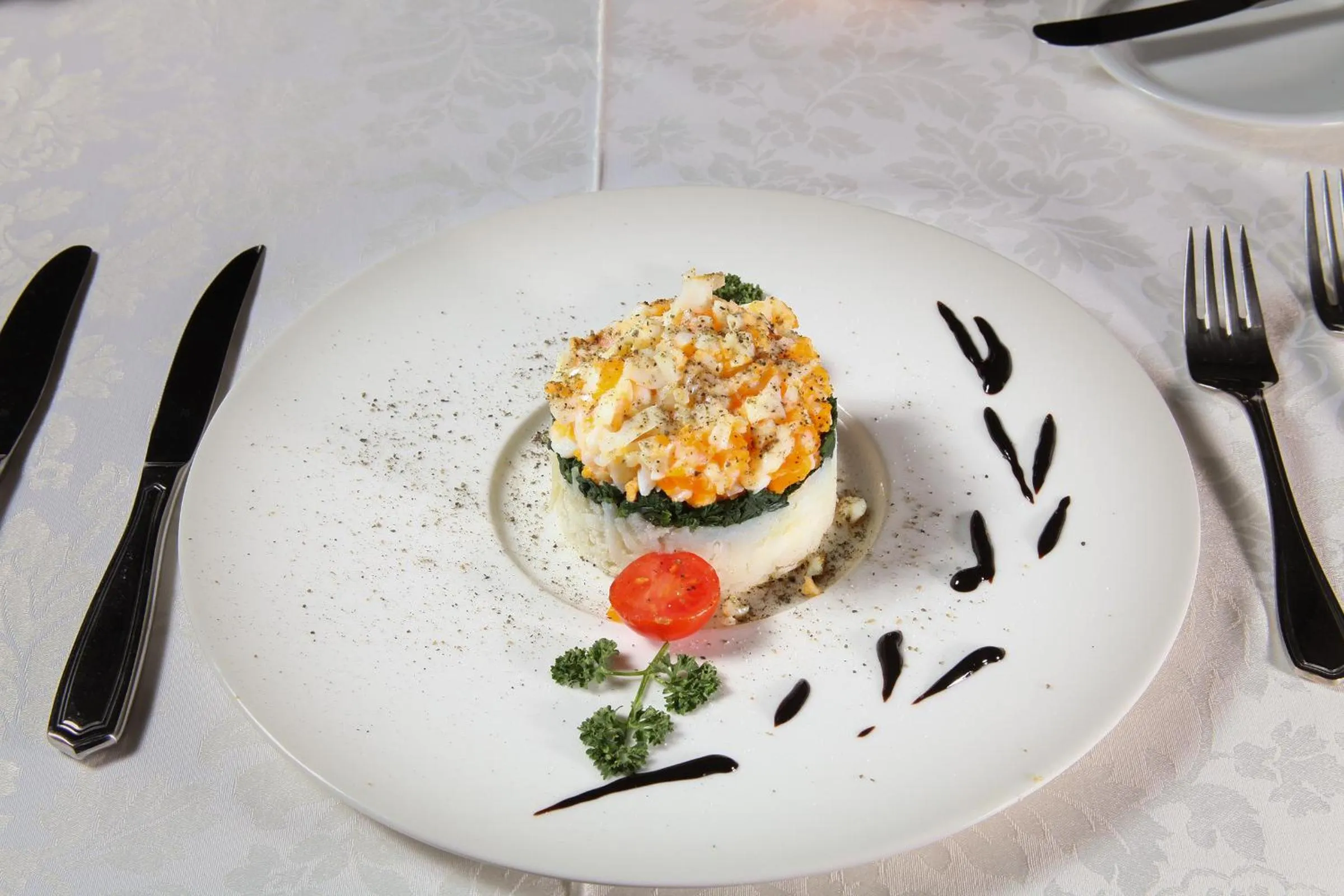 Restaurant/places to eat in Solun Hotel & SPA