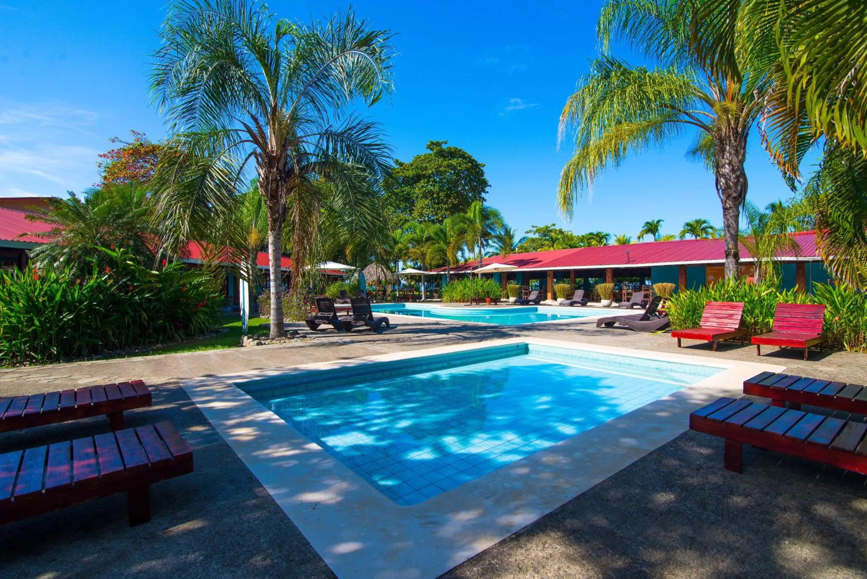 Garden view, Swimming Pool in Beach Break Resort