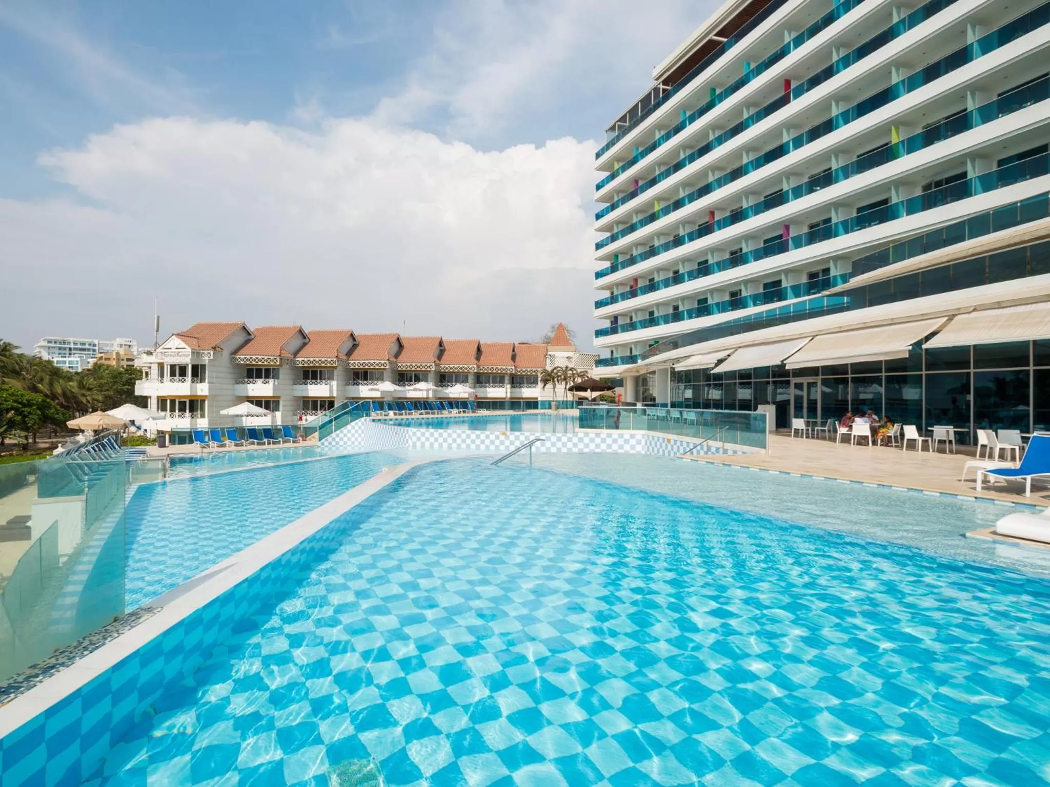 Property building in Las Americas Torre Del Mar