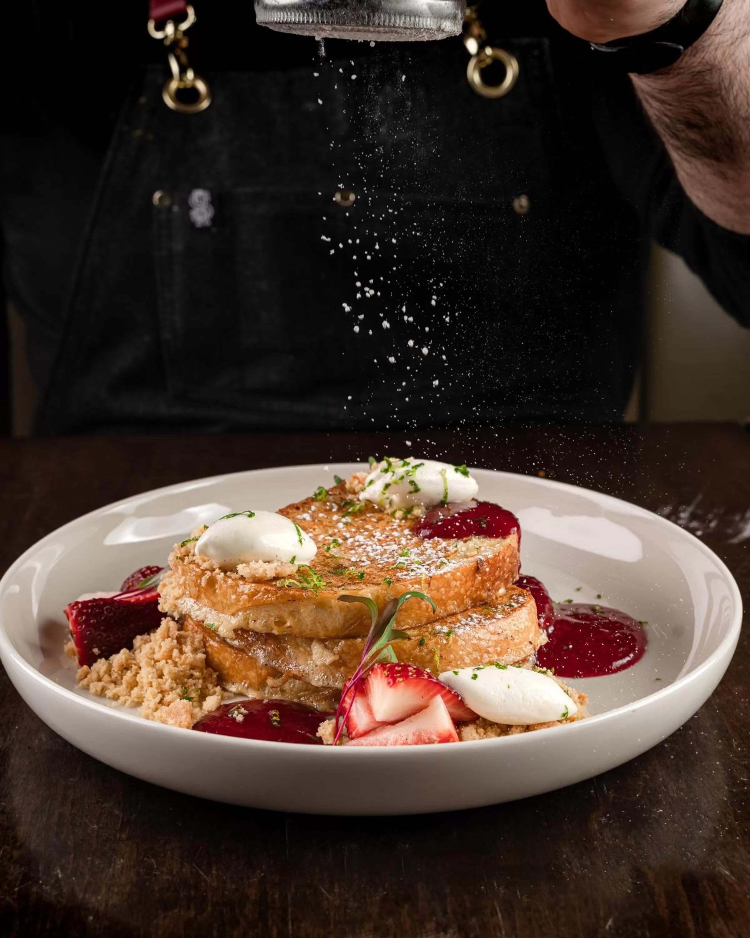 Restaurant/places to eat in Century Plaza Hotel