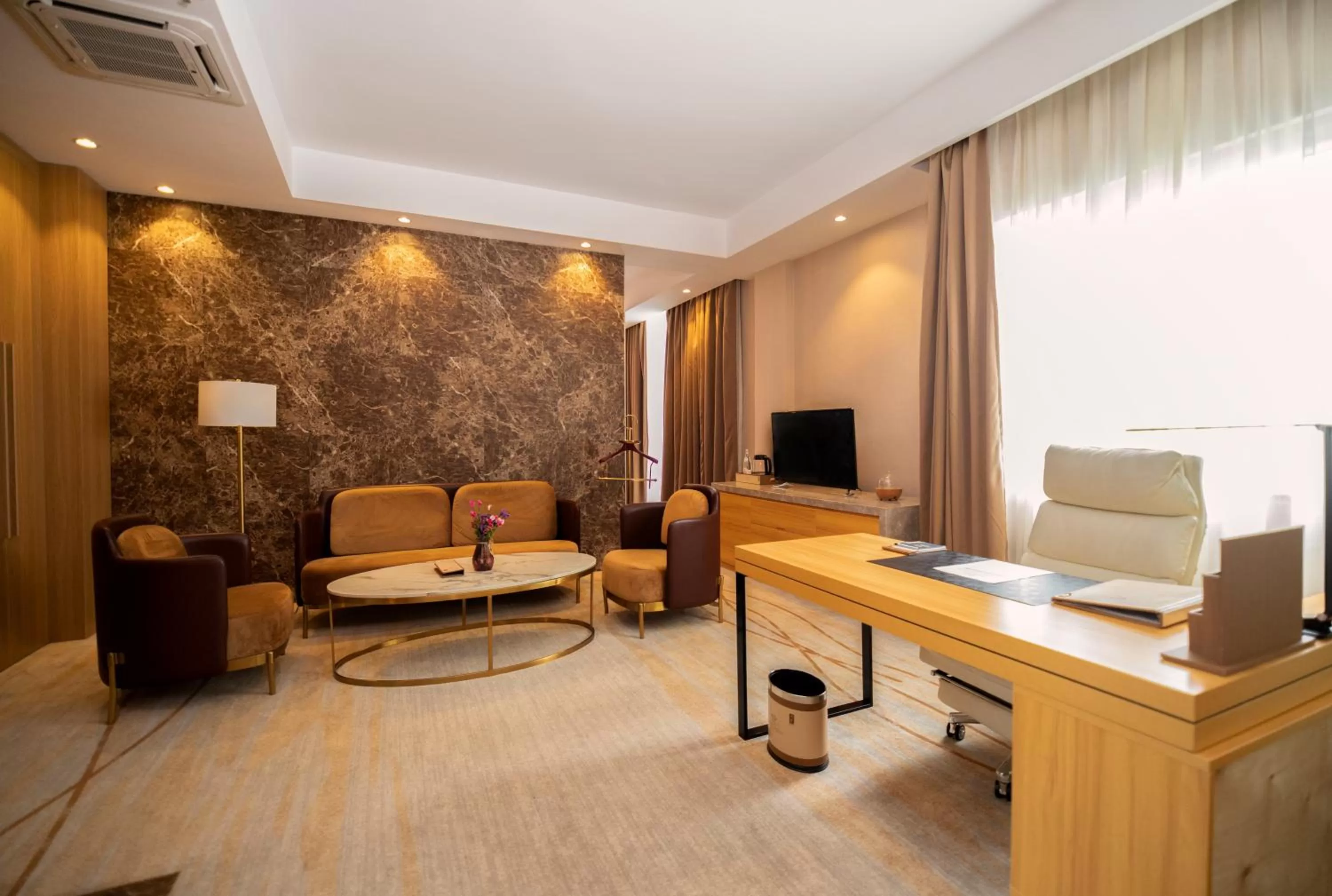 Living room, Seating Area in Hotel Diamond Prishtina