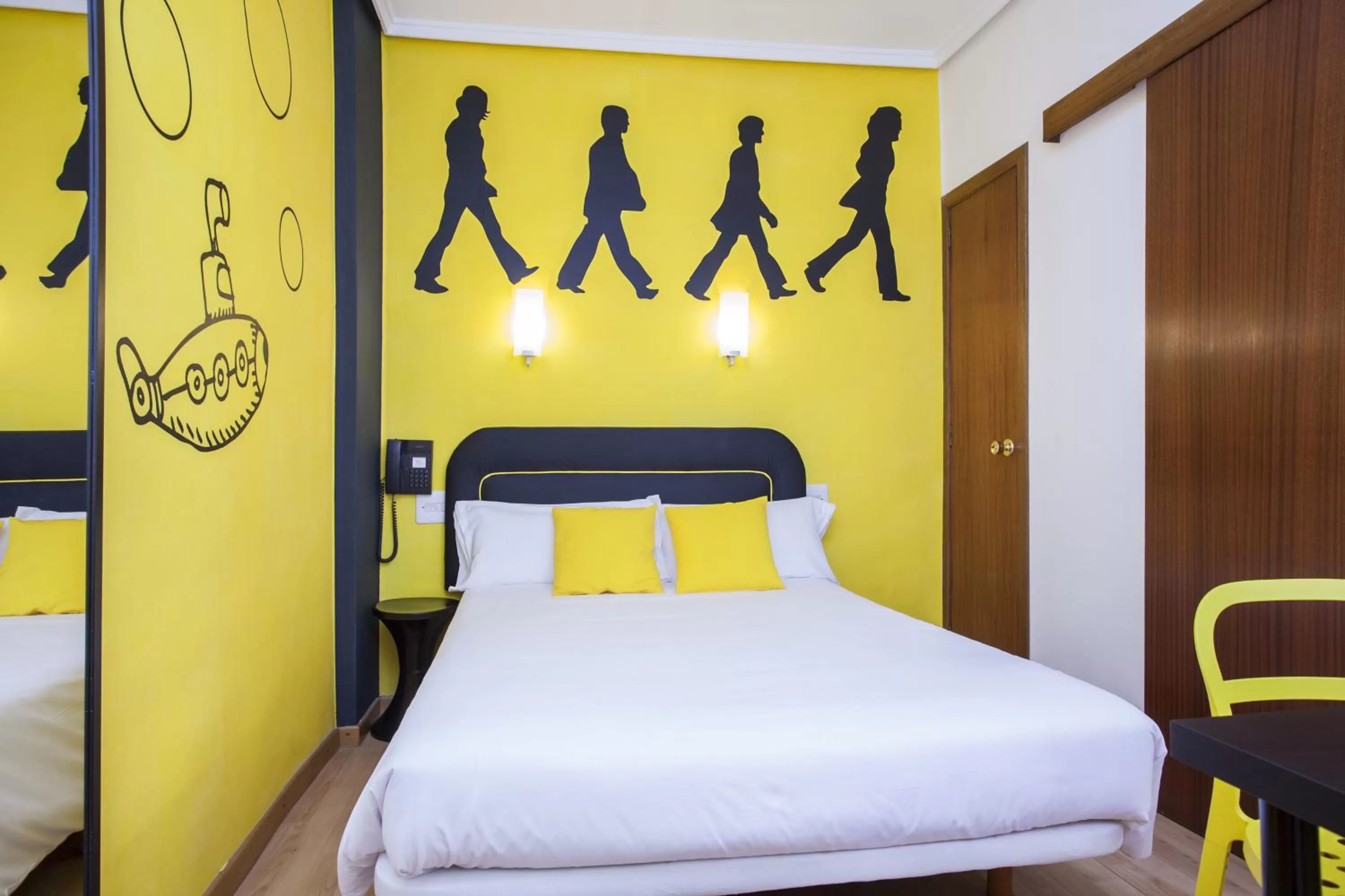 Bedroom, Bed in Hotel Valencia de la Música