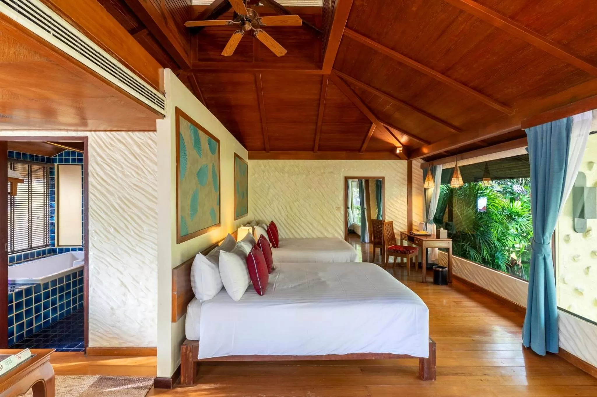 Bedroom, Bed in Centara Koh Chang Tropicana Resort