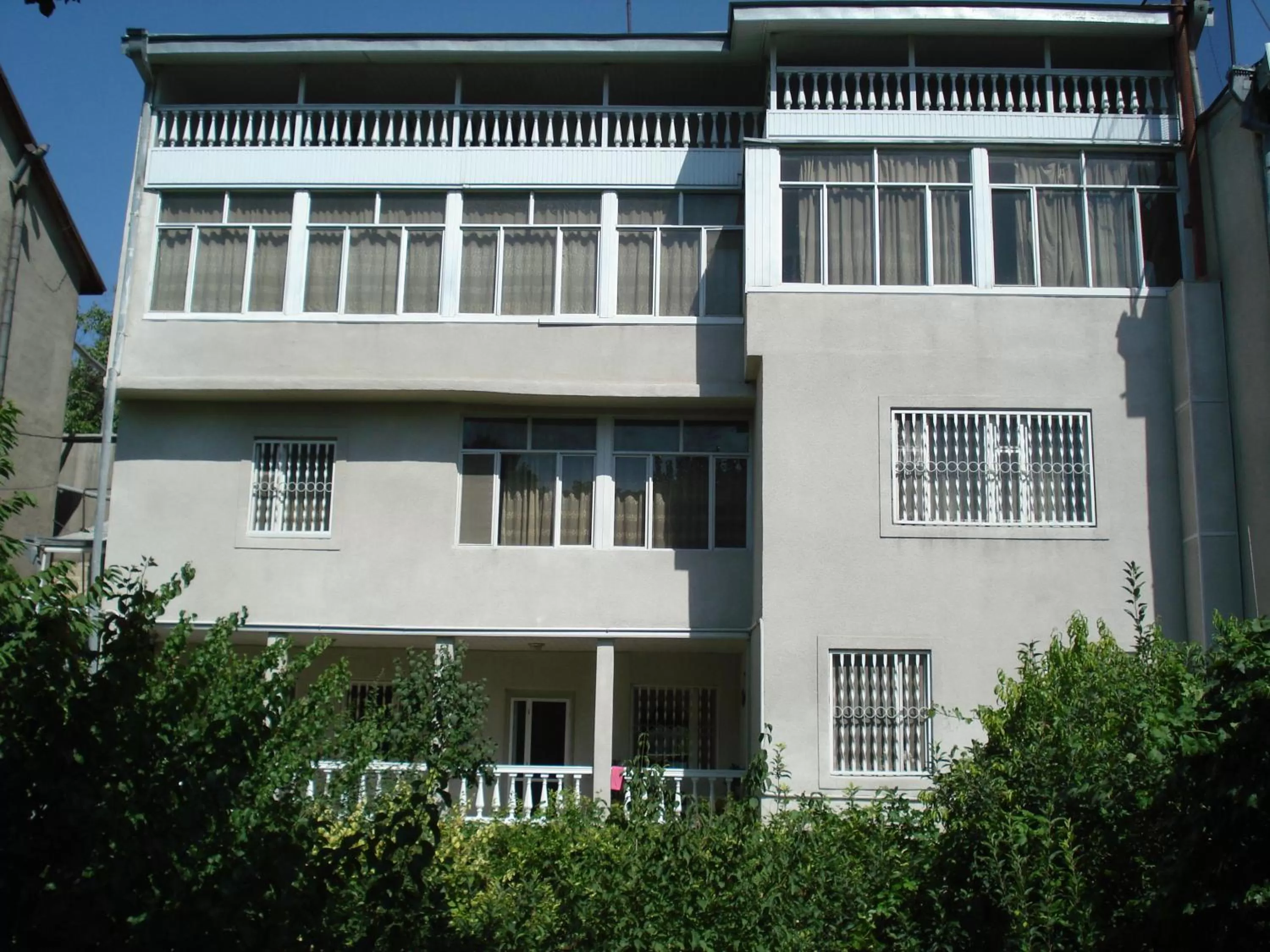 Property building in Royal Boutique Hotel on Kievyan