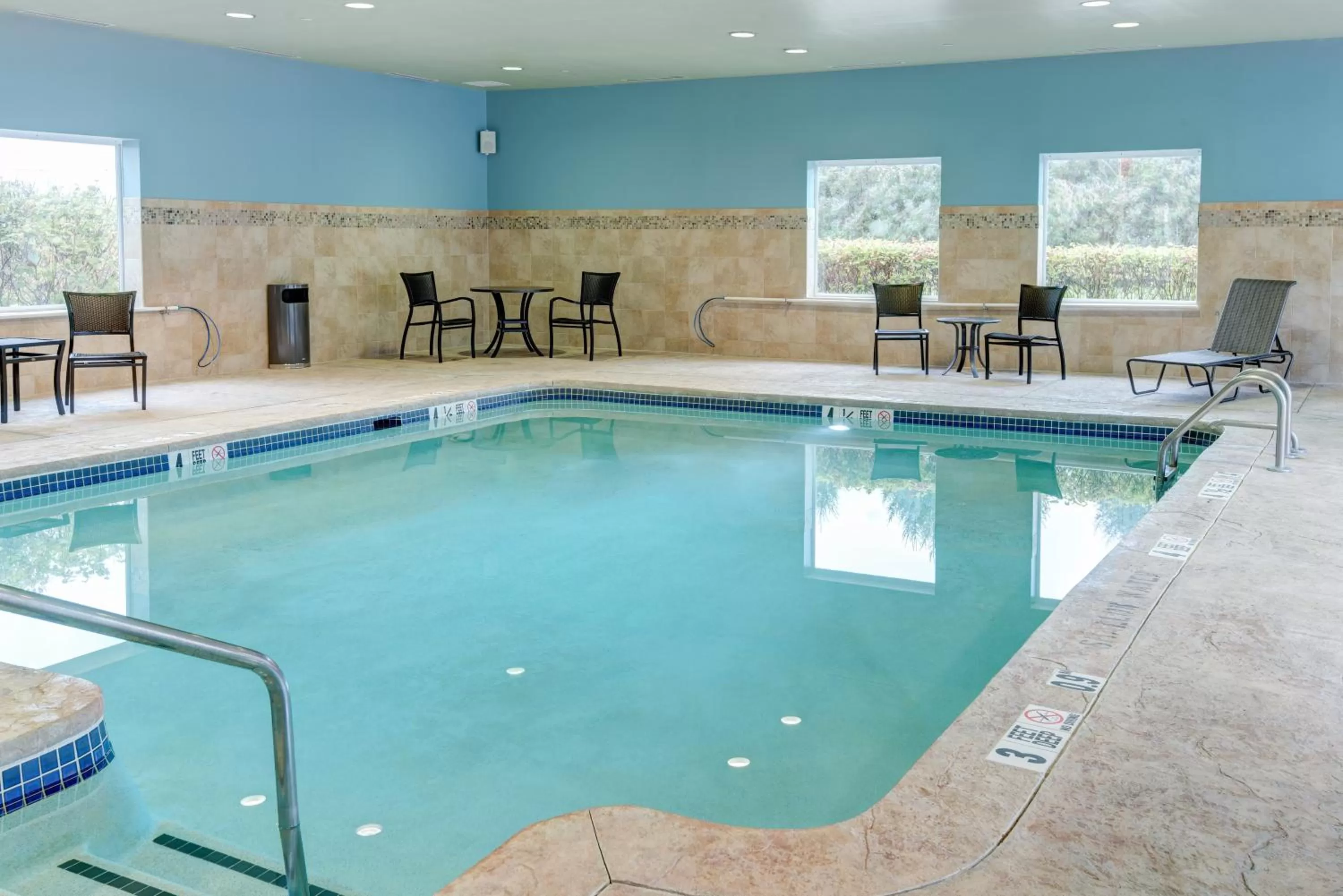 Swimming pool in Holiday Inn Express & Suites West Long Branch - Eatontown by IHG