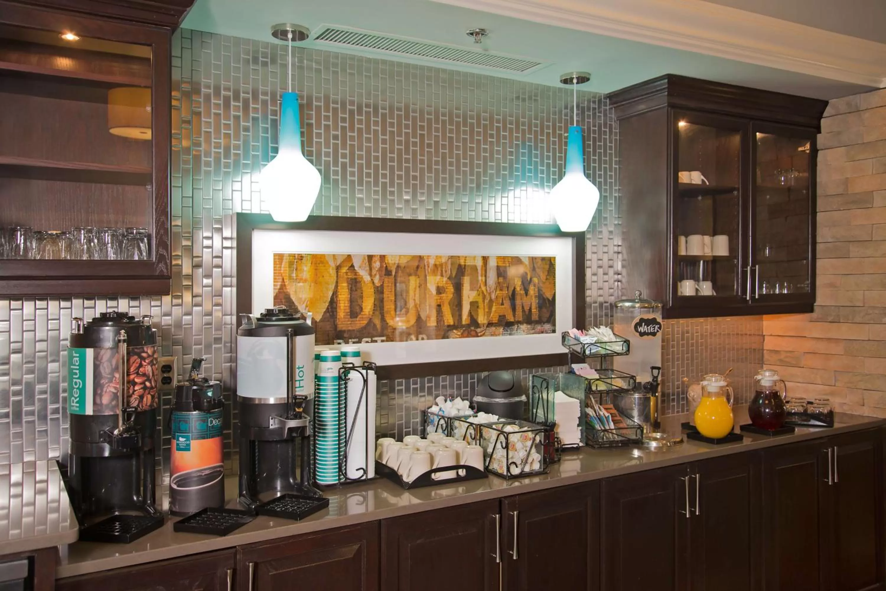 Restaurant/places to eat in Homewood Suites Durham-Chapel Hill I-40