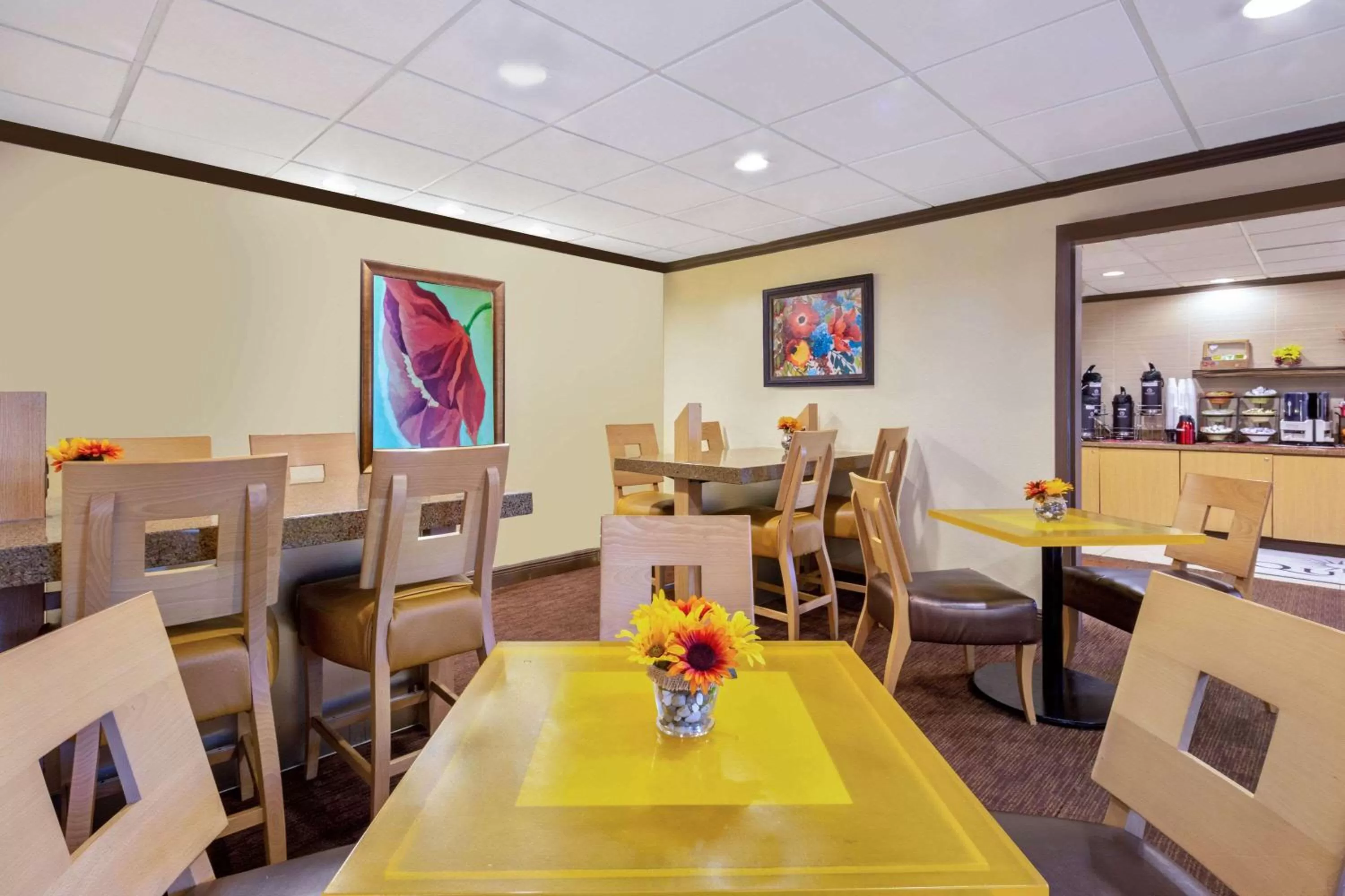 Restaurant/places to eat in La Quinta by Wyndham Miami Cutler Bay